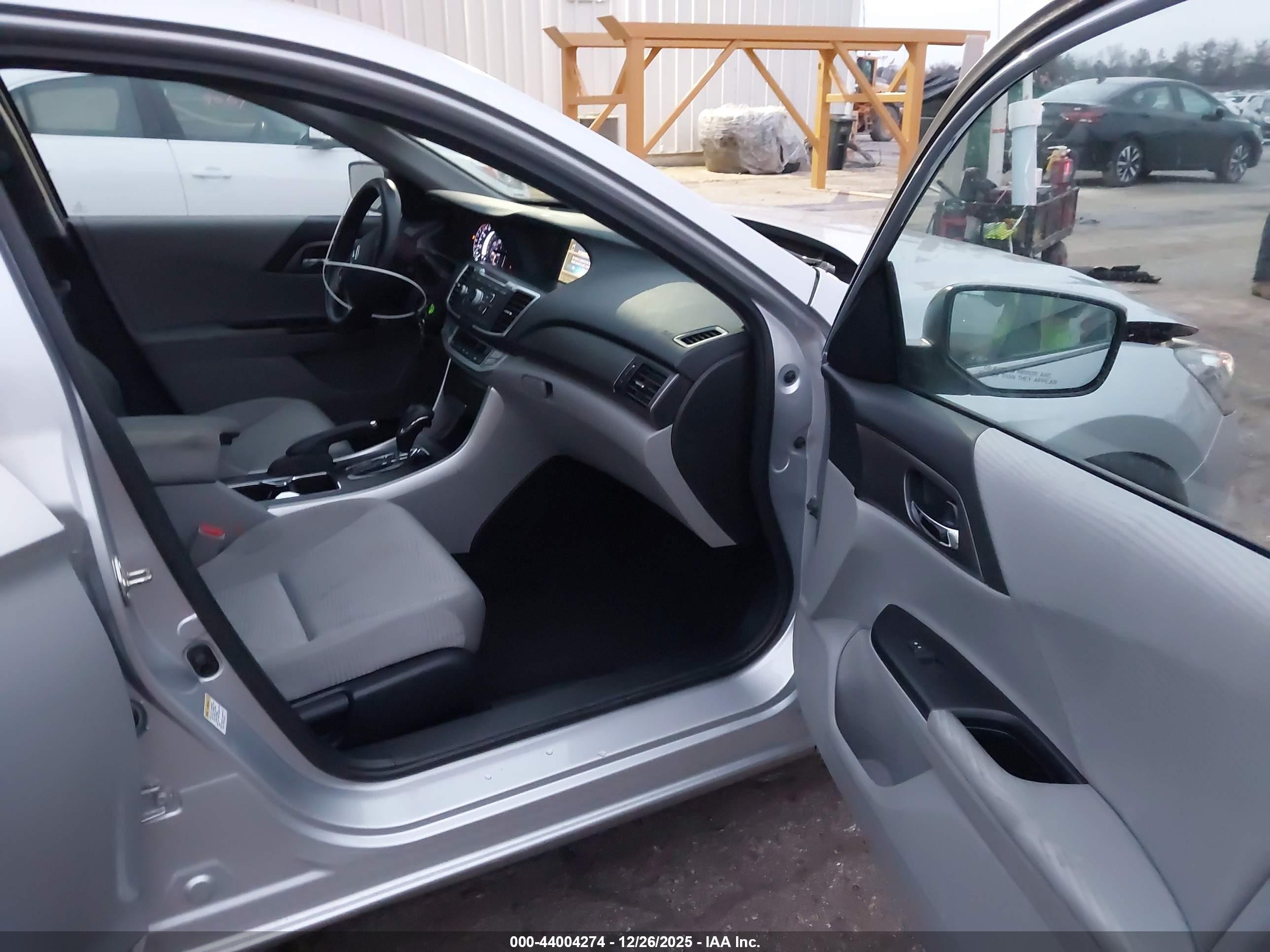 HONDA ACCORD image 5