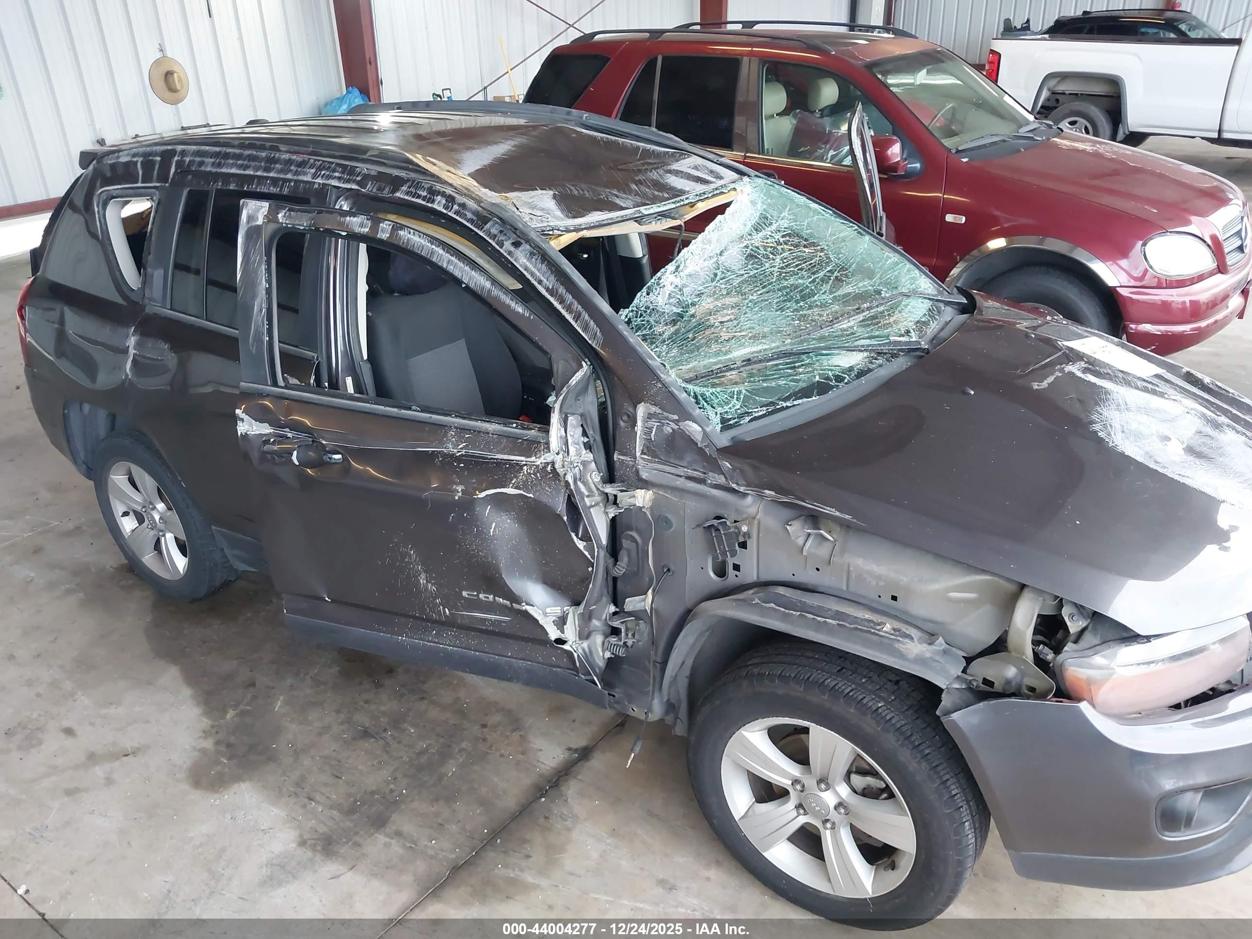 JEEP COMPASS image 6
