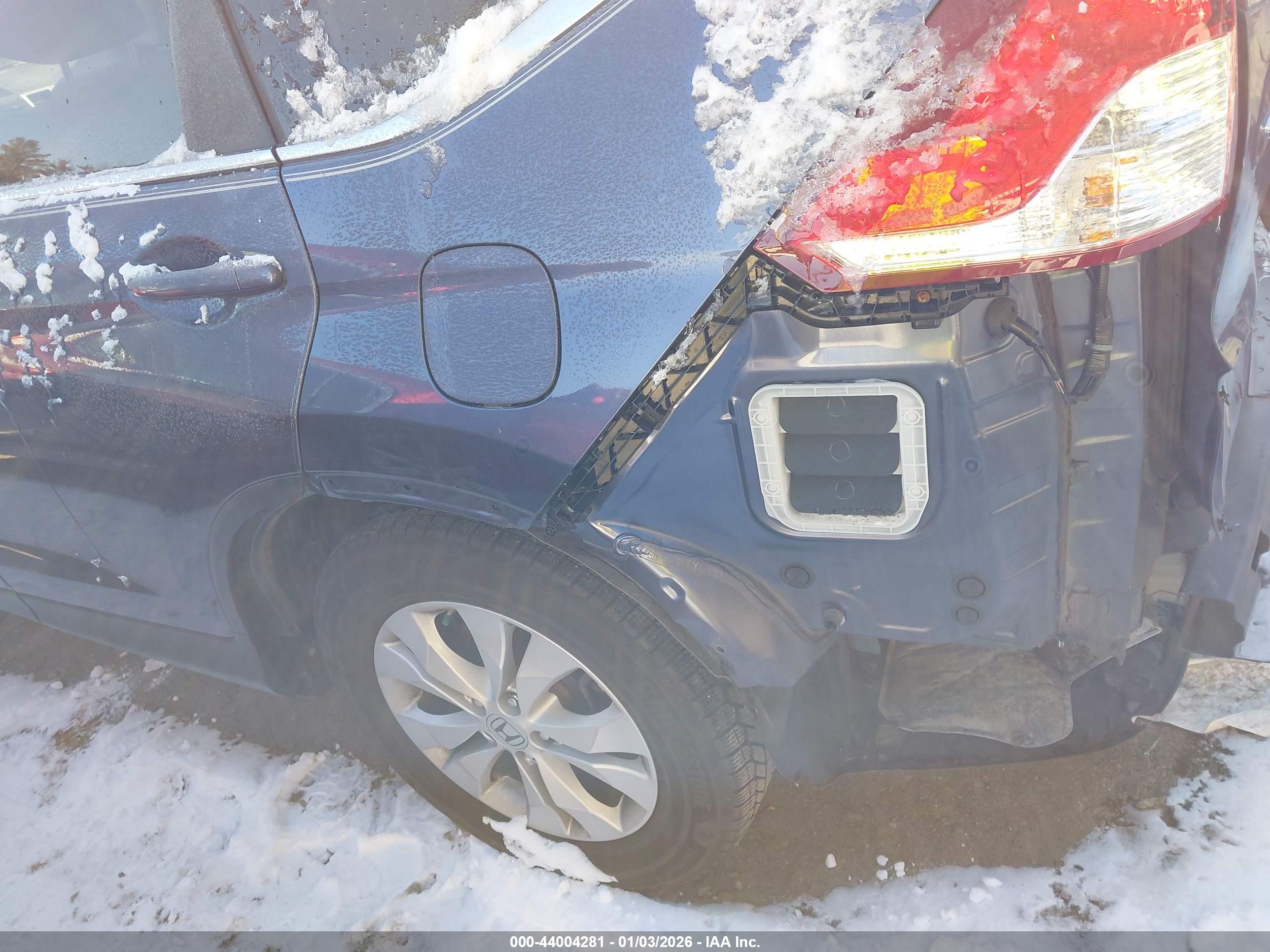 HONDA CR-V image 3