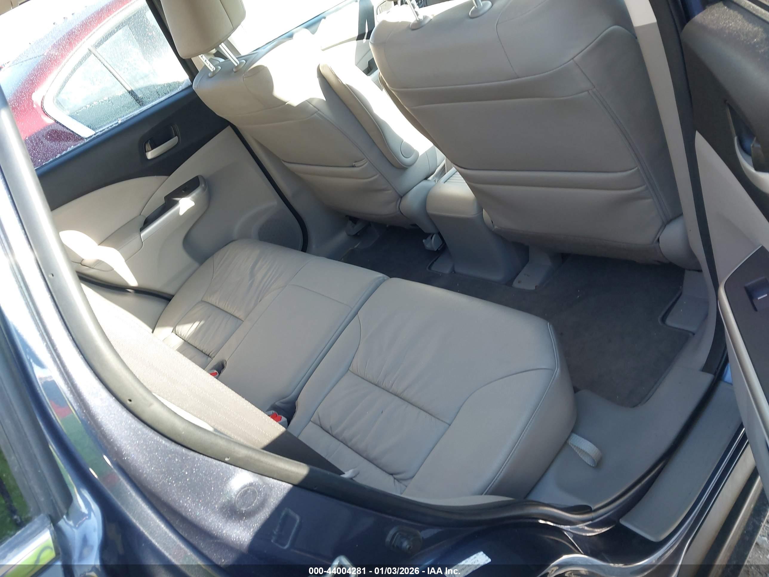 HONDA CR-V image 8