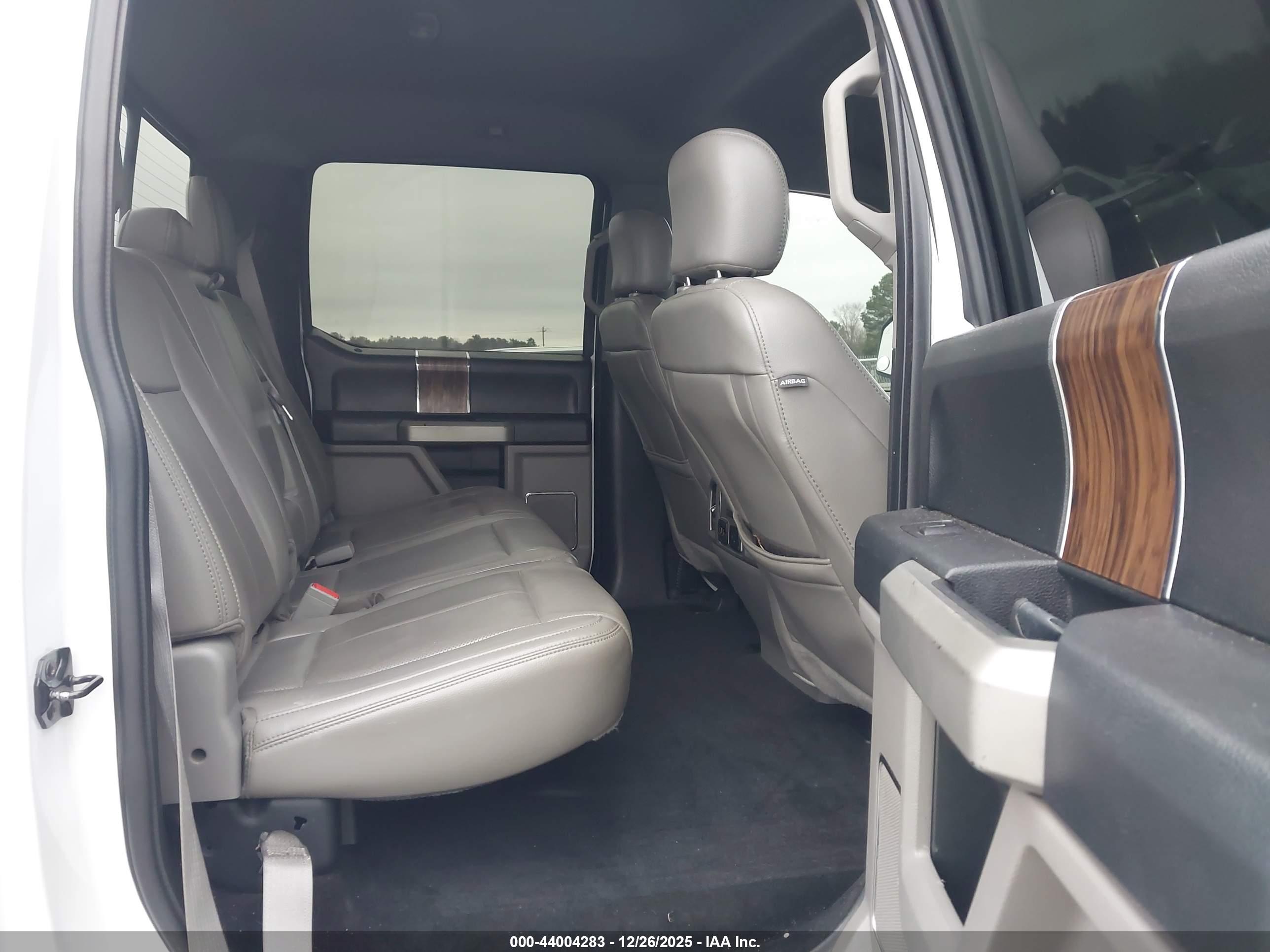 FORD F-150 image 8