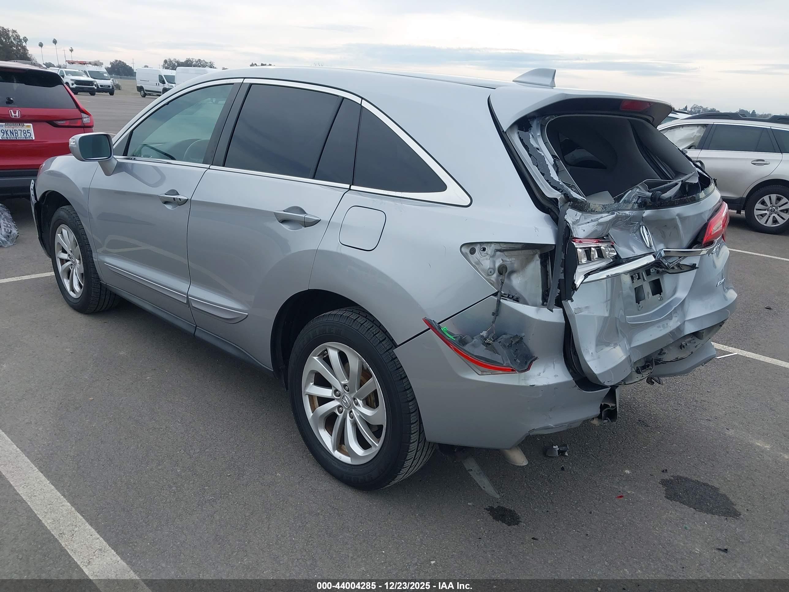 ACURA RDX image 3