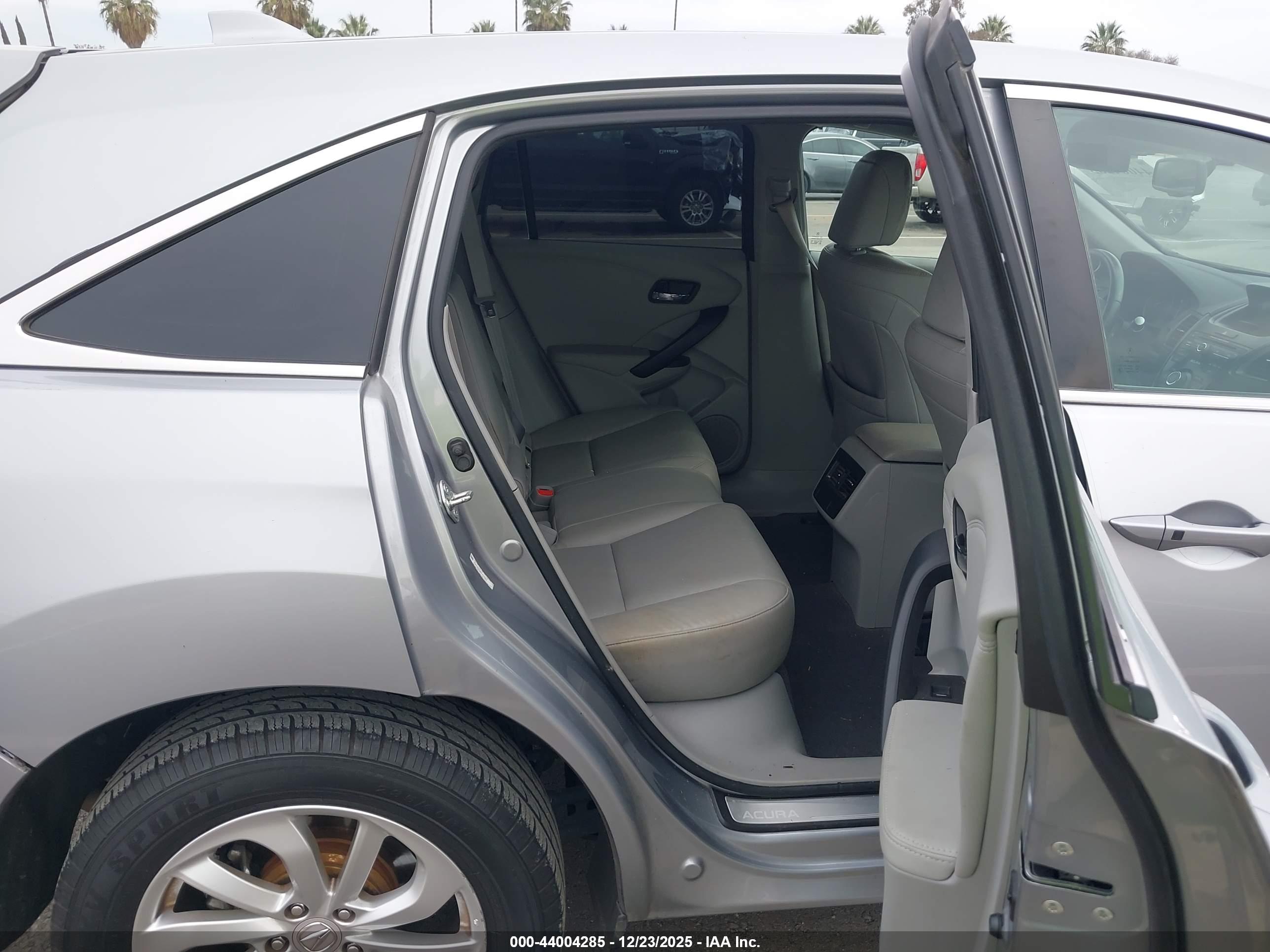 ACURA RDX image 8