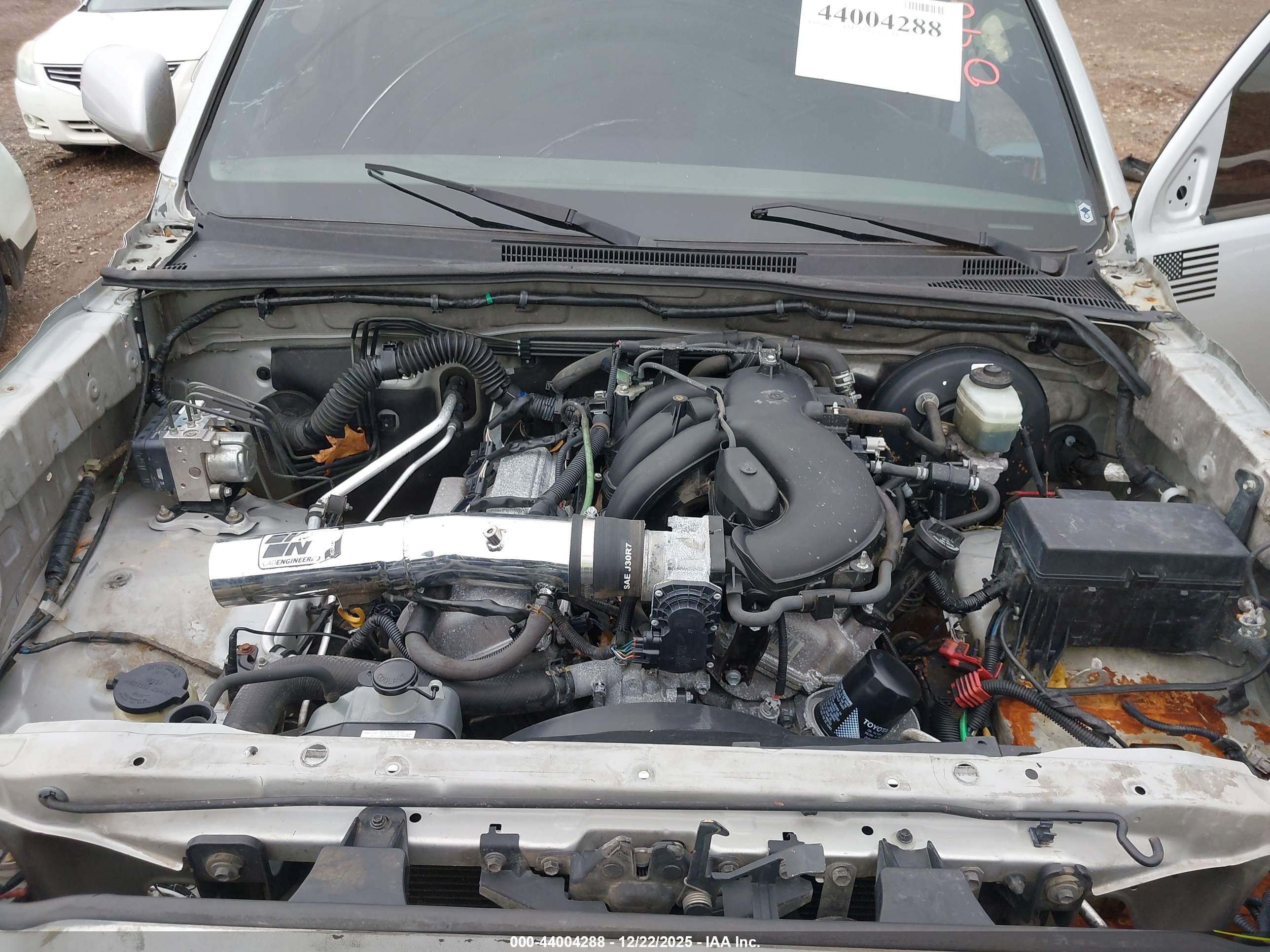 TOYOTA TACOMA image 10