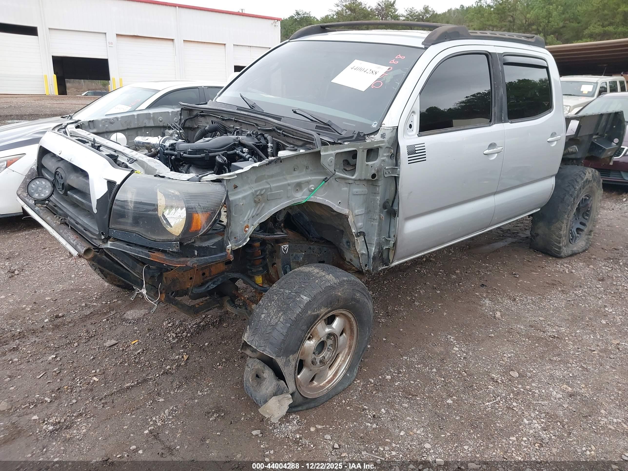 TOYOTA TACOMA image 6