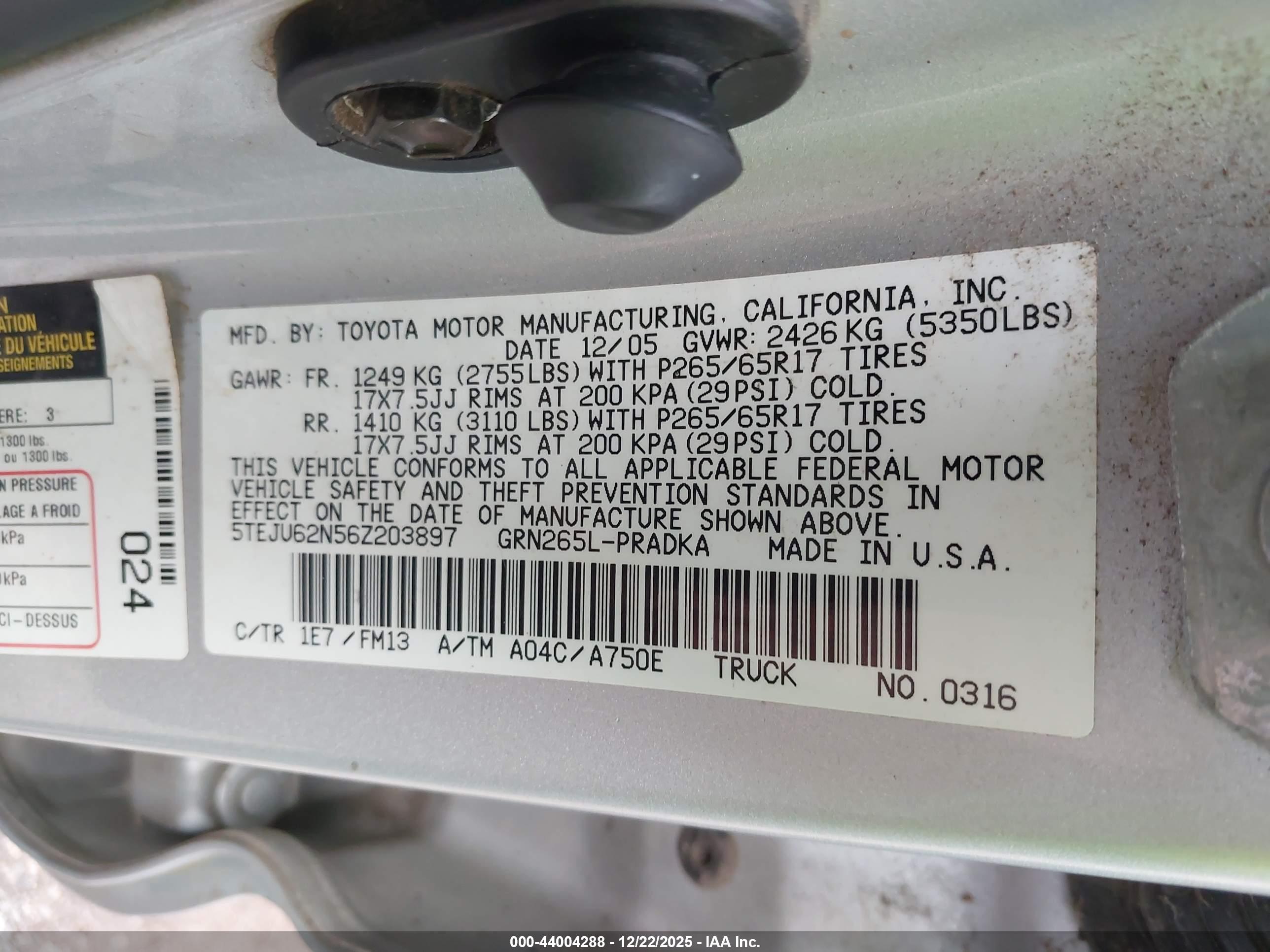 TOYOTA TACOMA image 9