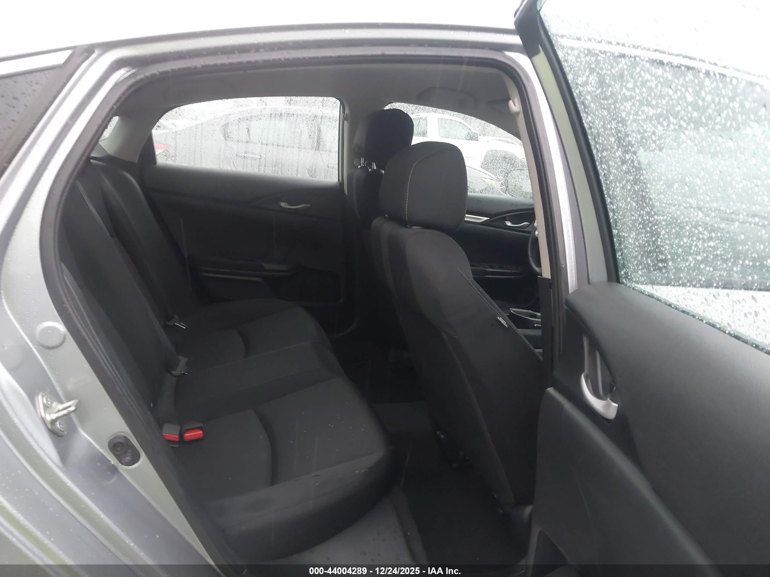 HONDA CIVIC image 8