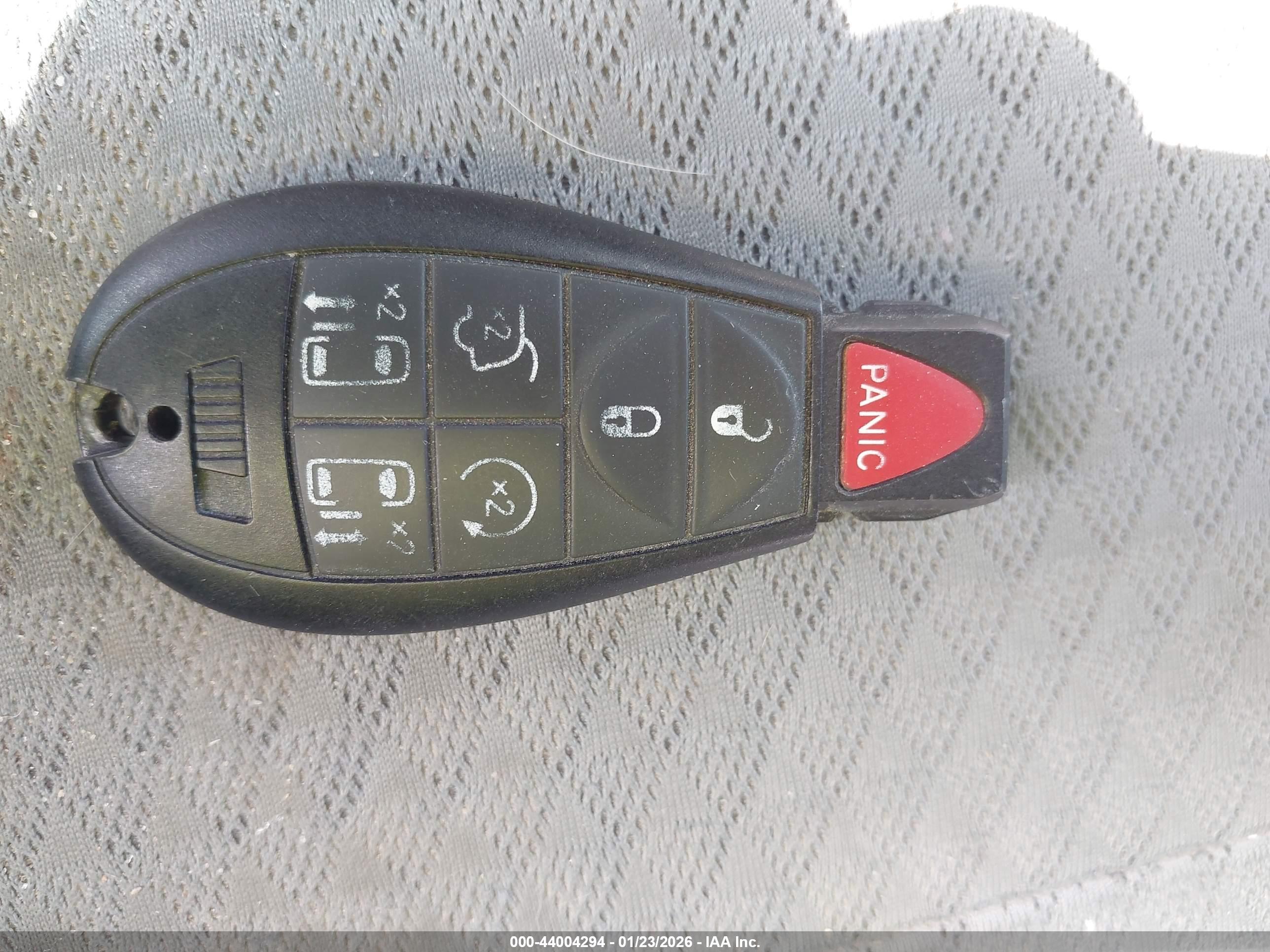 CHRYSLER TOWN image 11