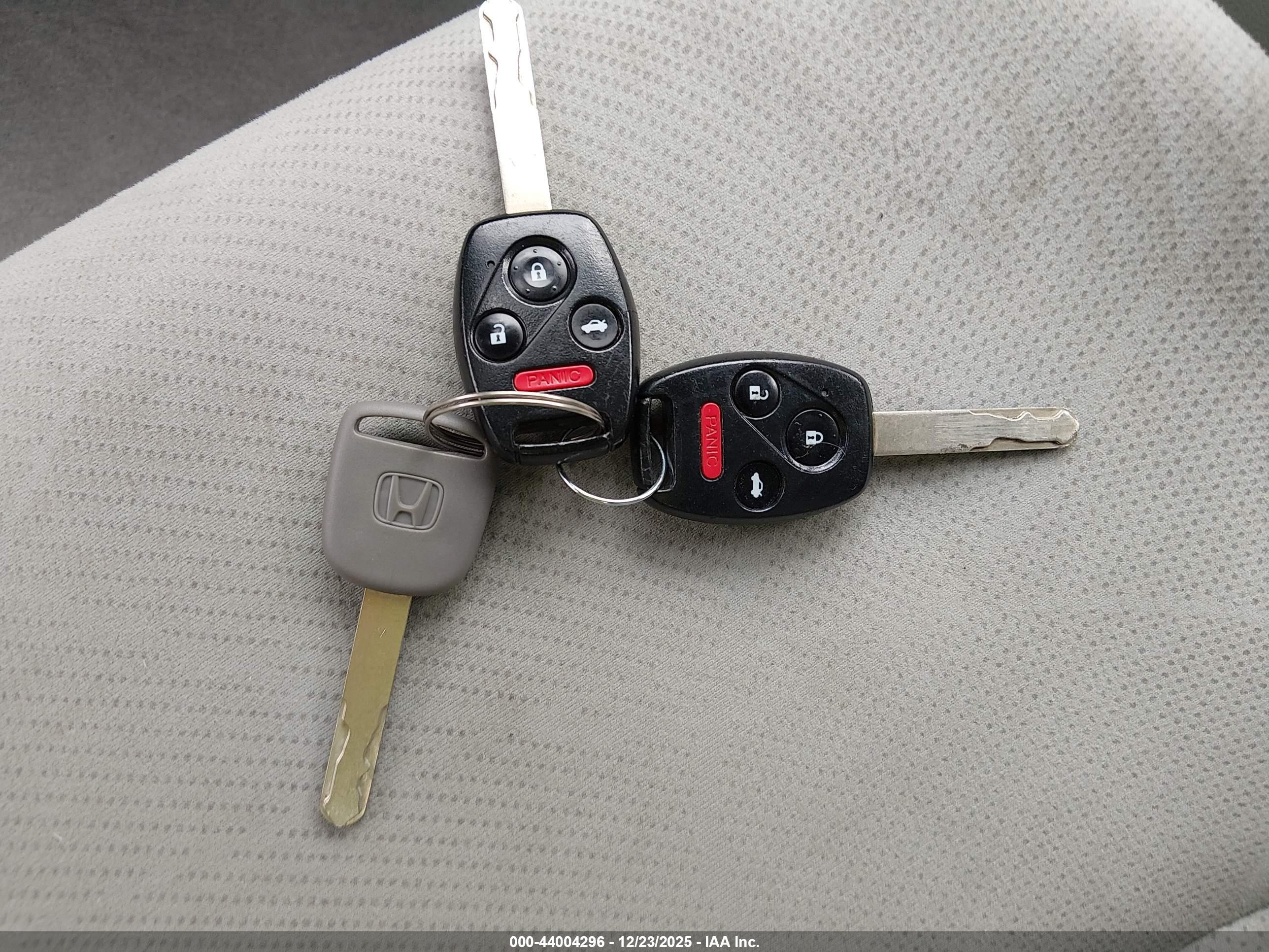 HONDA CIVIC image 11