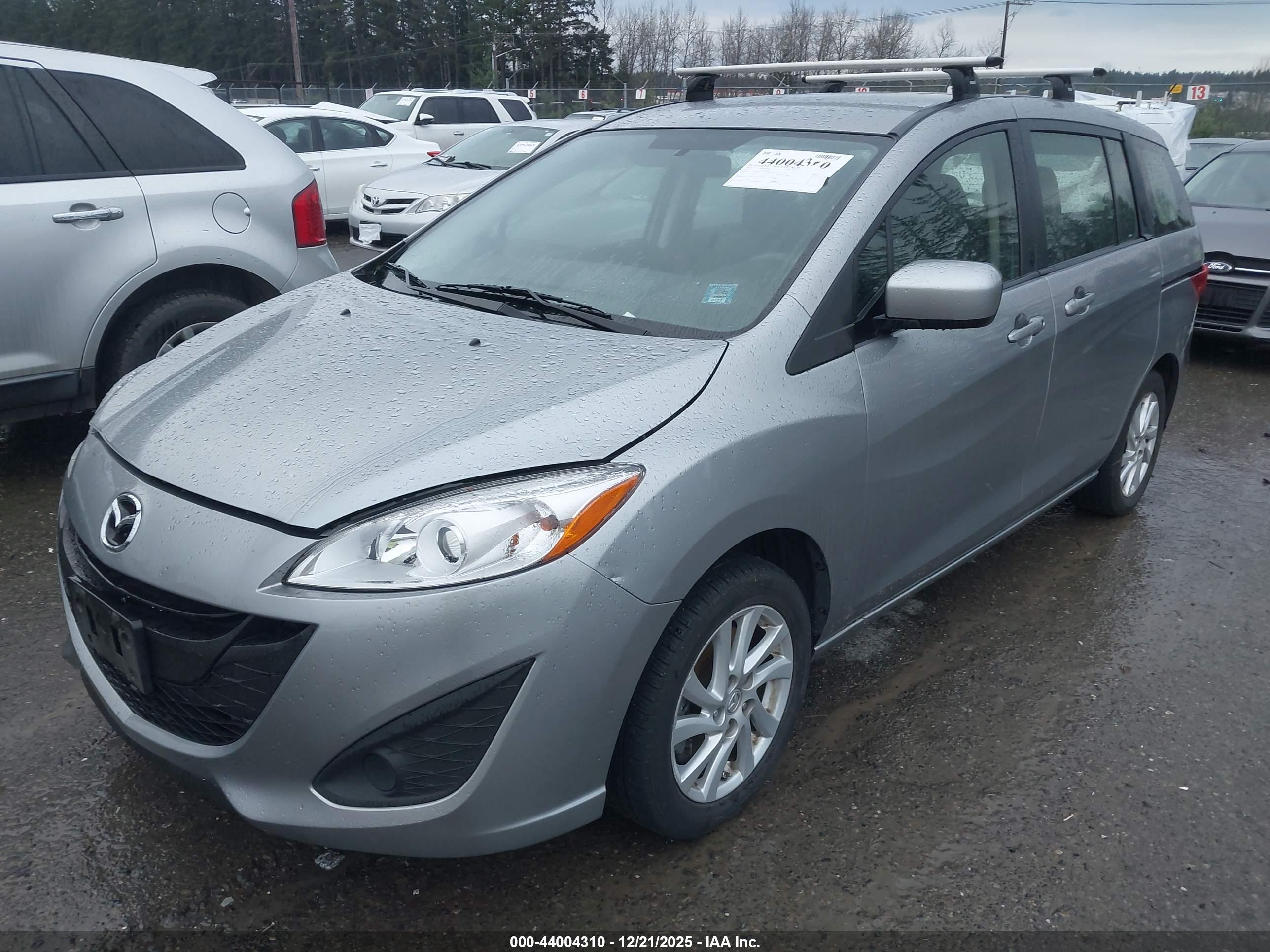 MAZDA MAZDA5 image 2