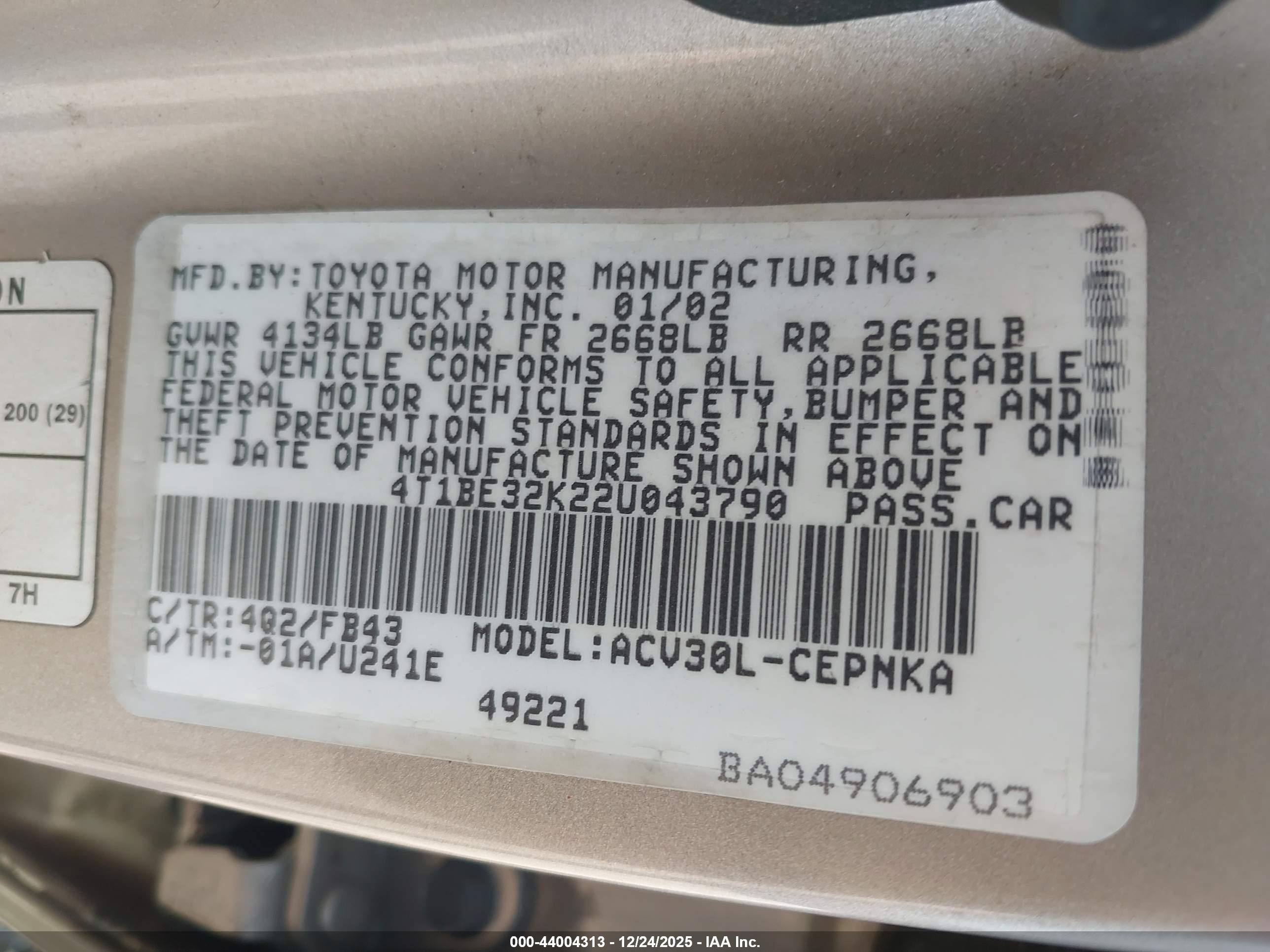TOYOTA CAMRY image 9