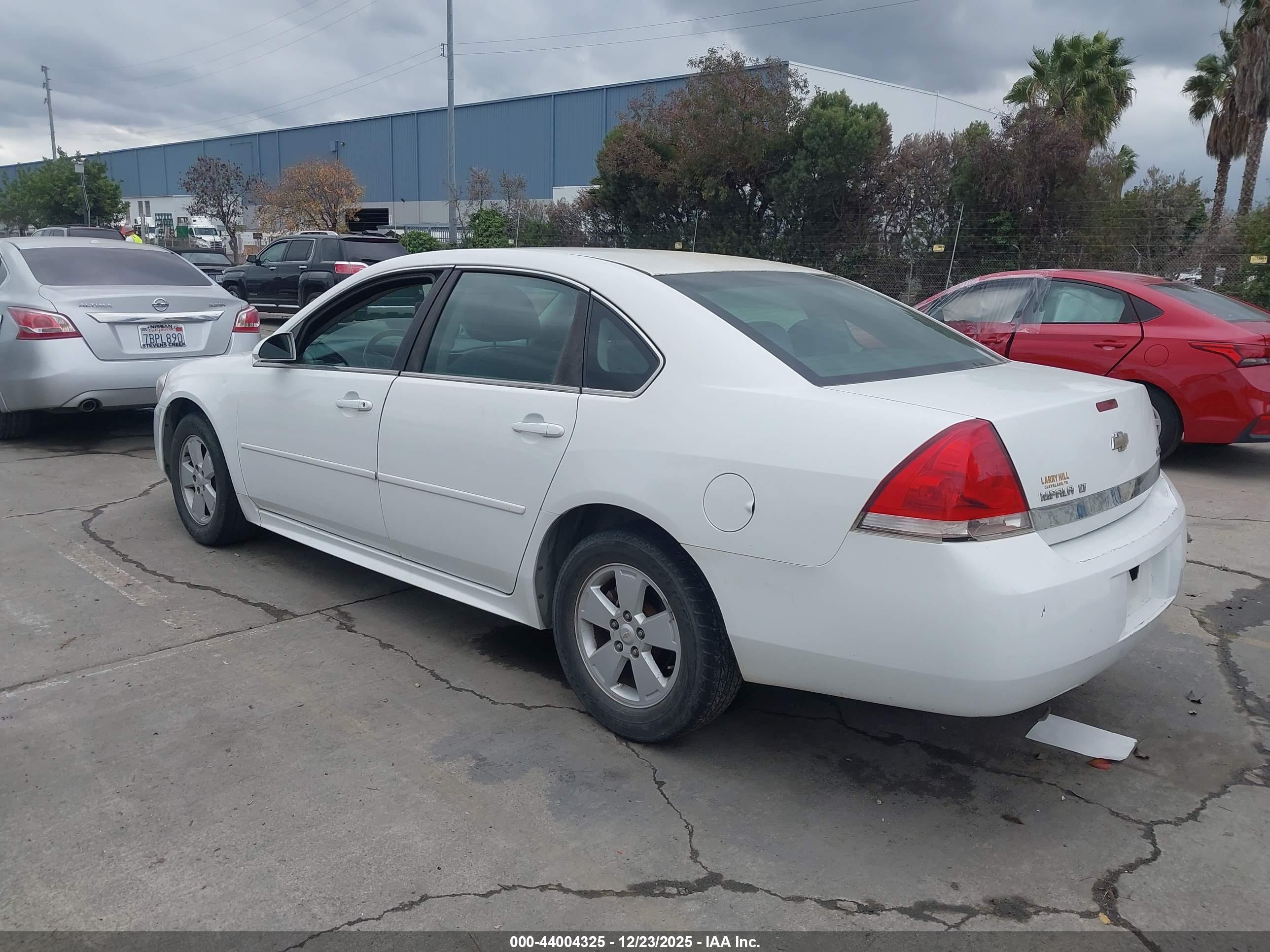CHEVROLET IMPALA image 3