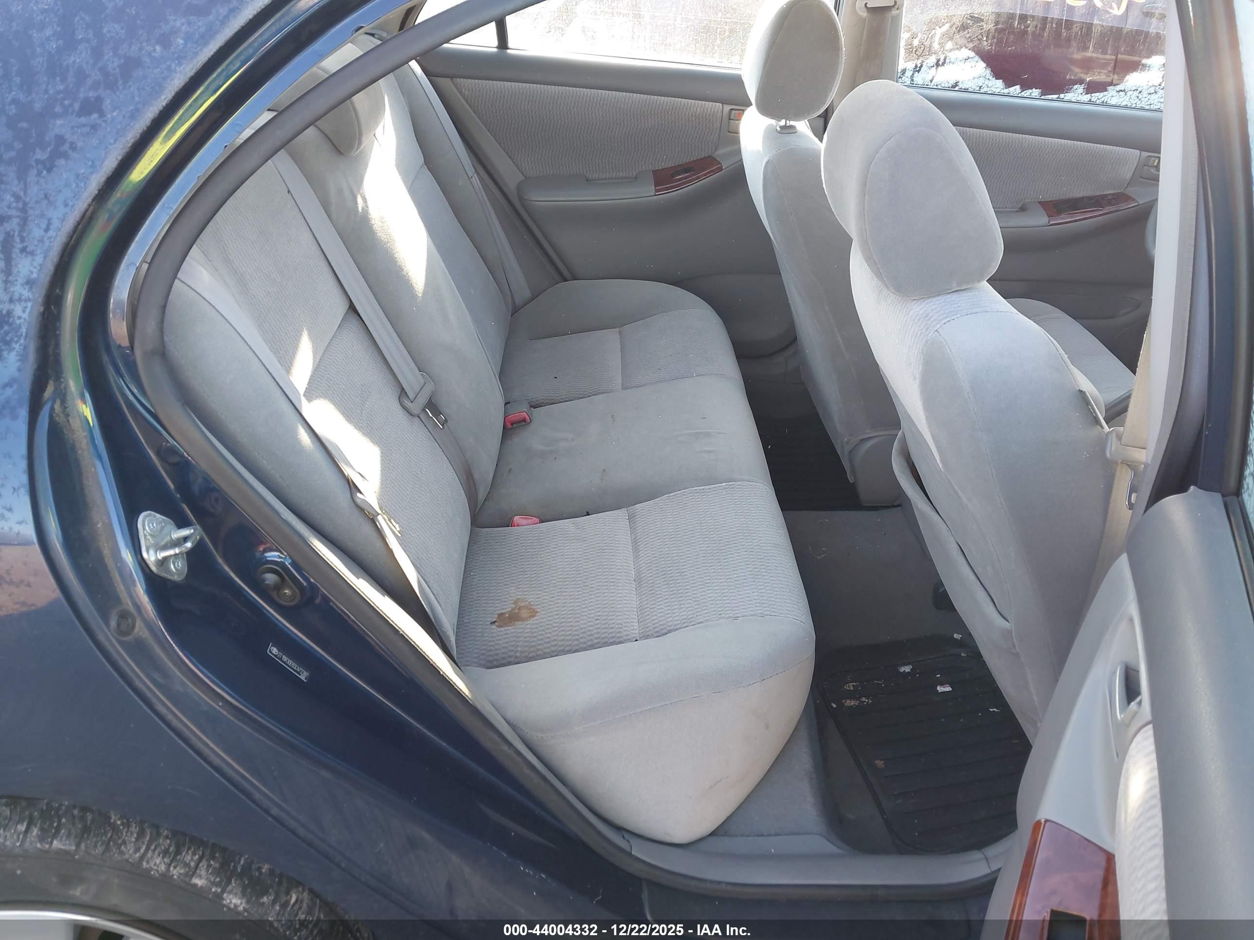 TOYOTA COROLLA image 8