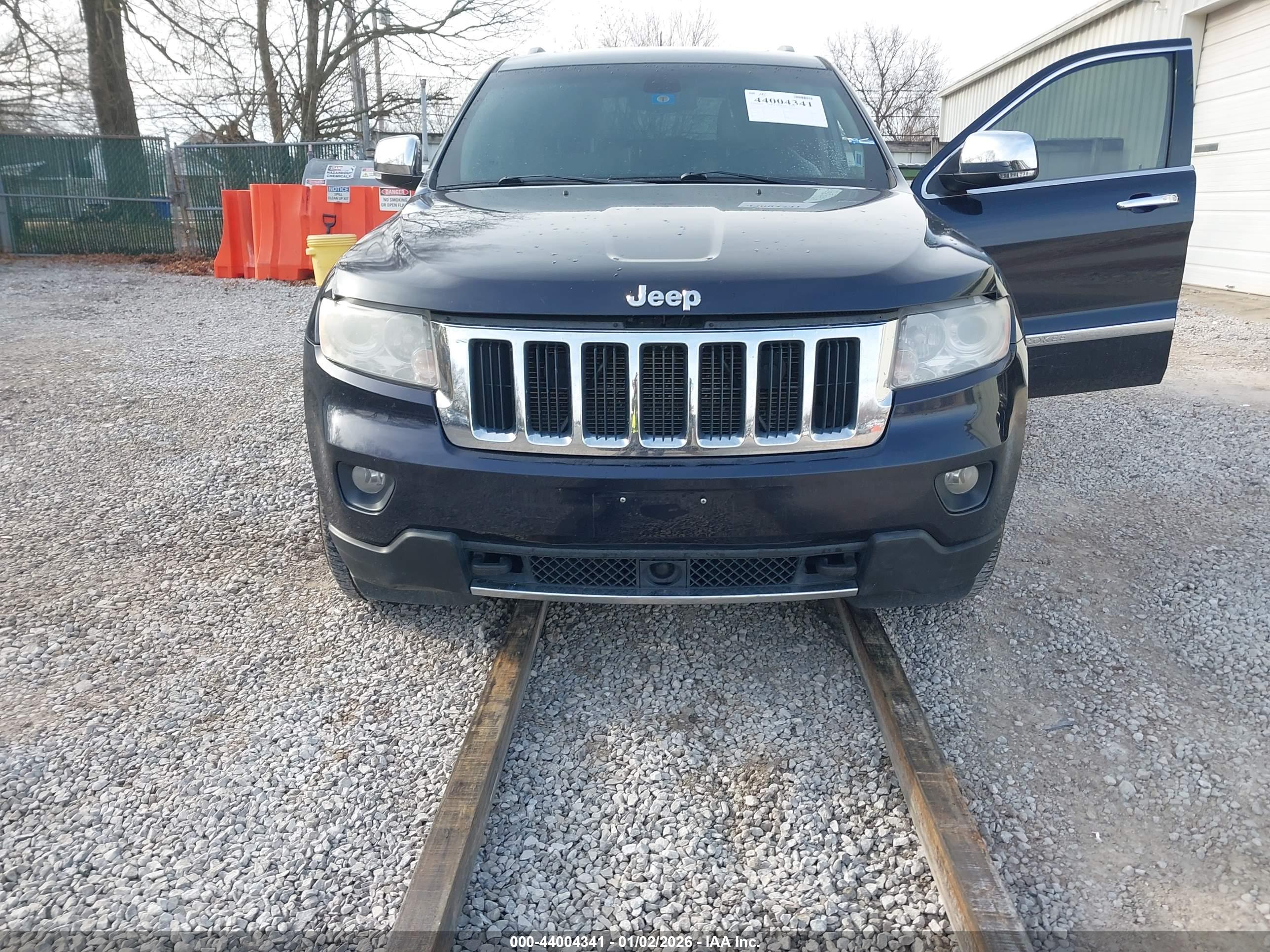JEEP GRAND image 6
