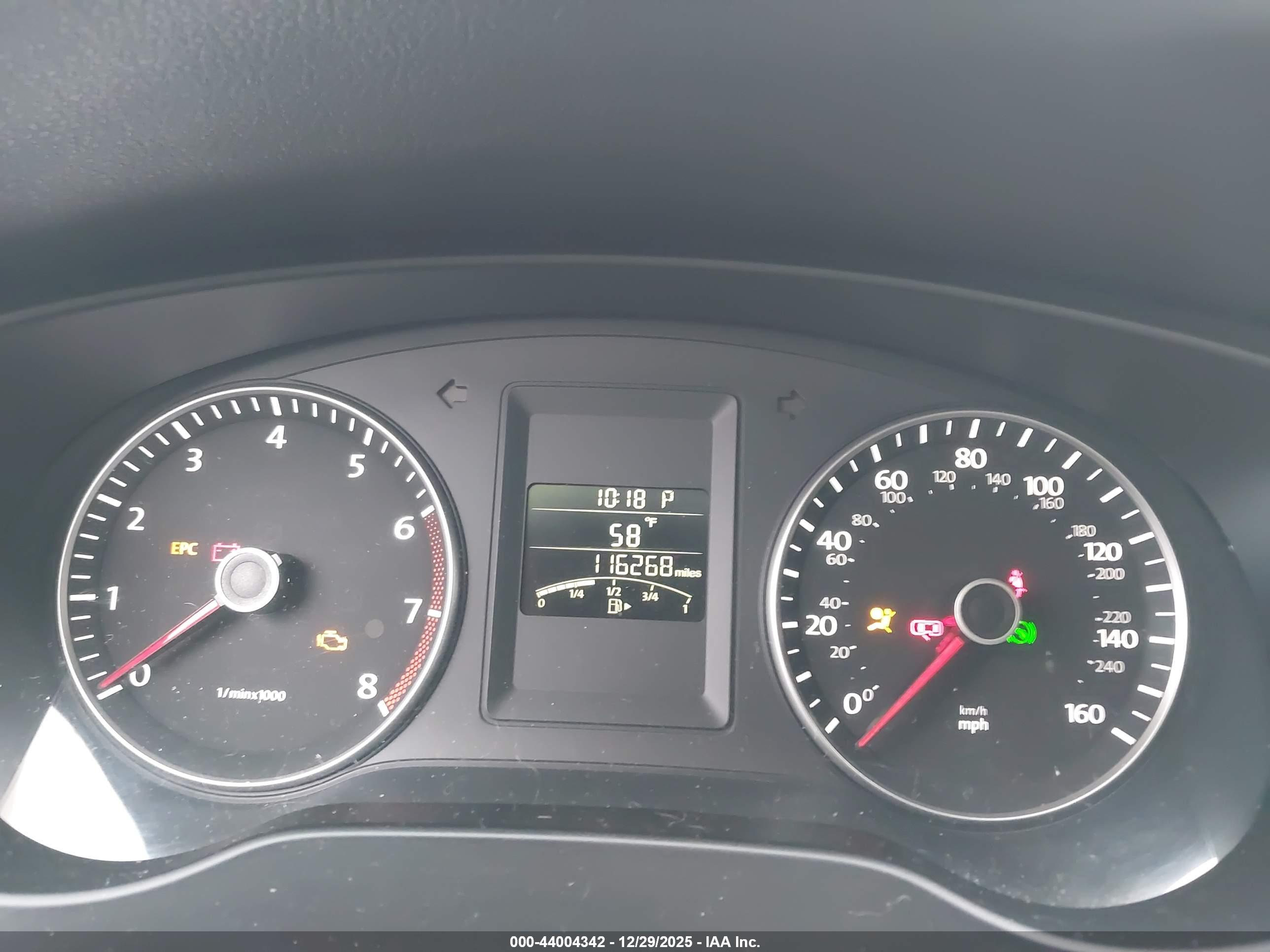 VOLKSWAGEN JETTA image 7