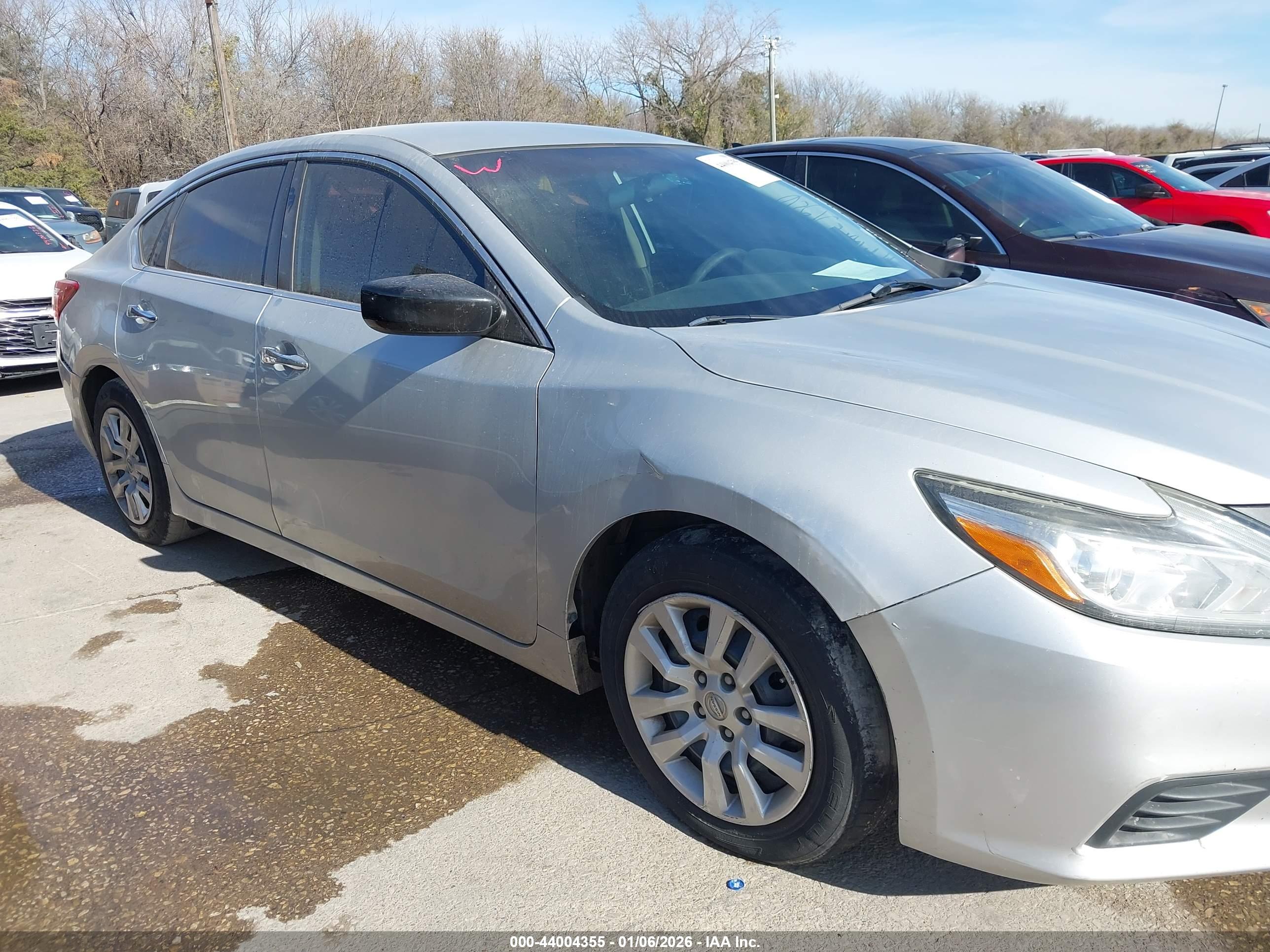 NISSAN ALTIMA image 6