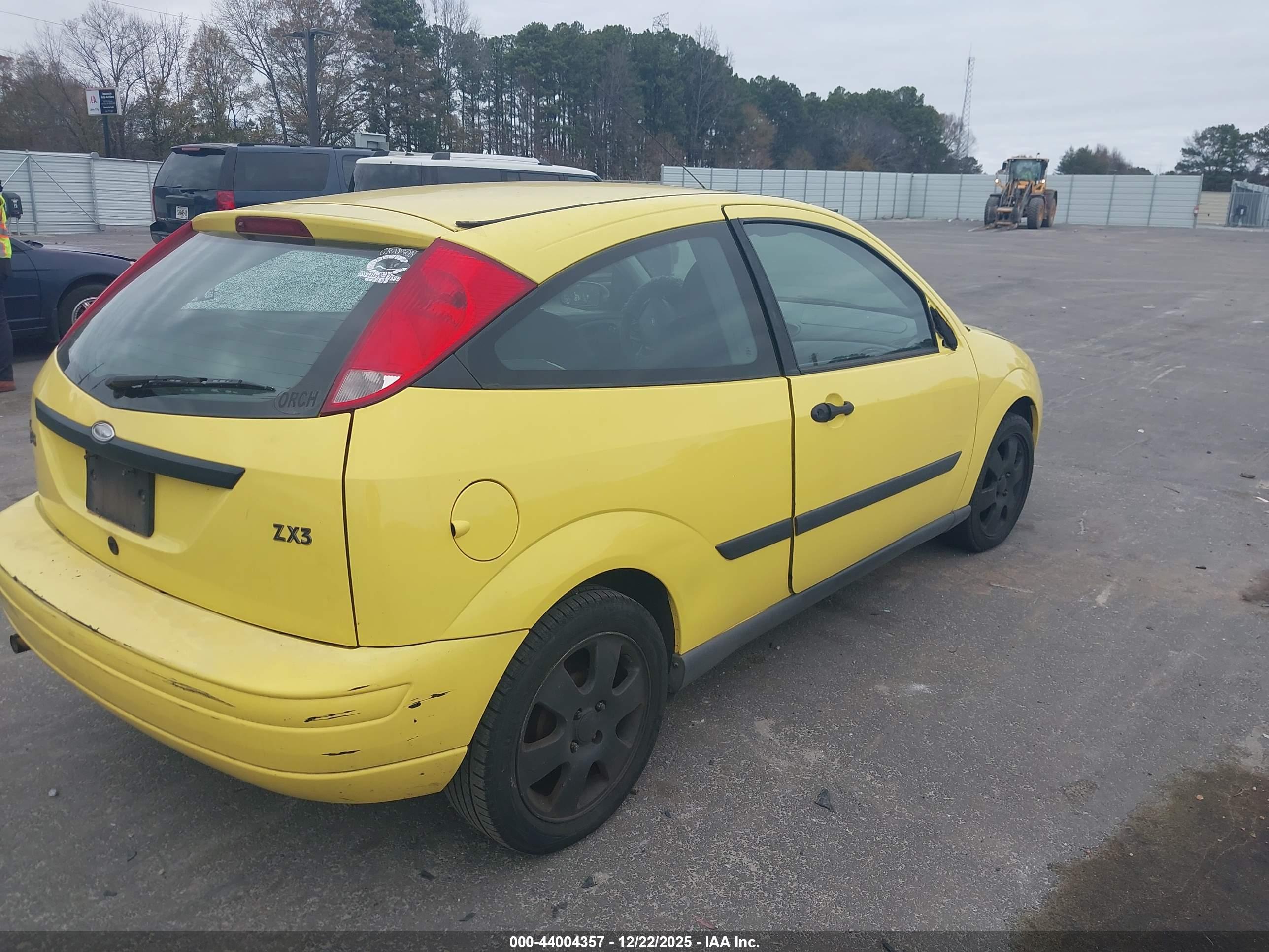 FORD FOCUS image 4