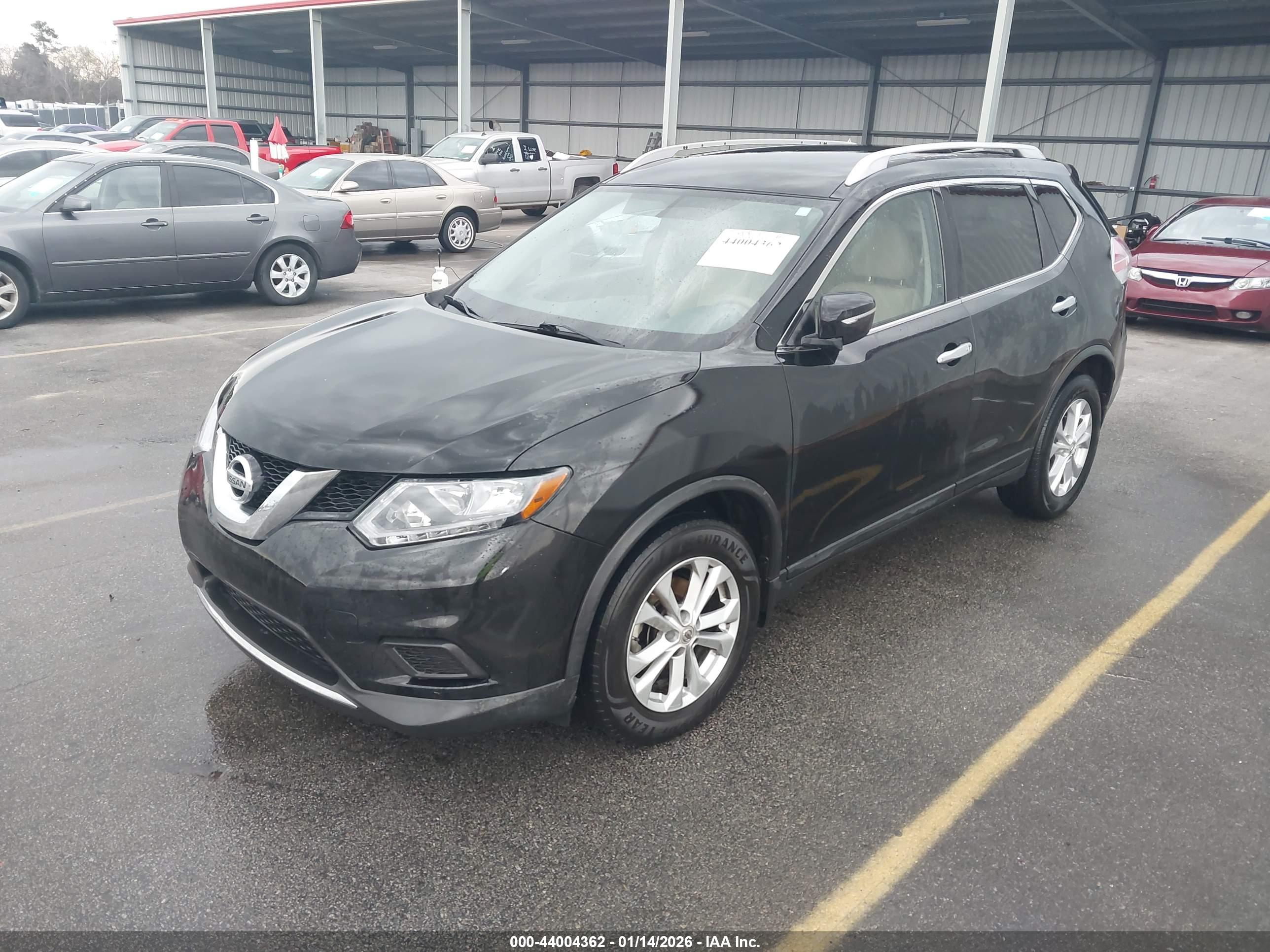NISSAN ROGUE image 2