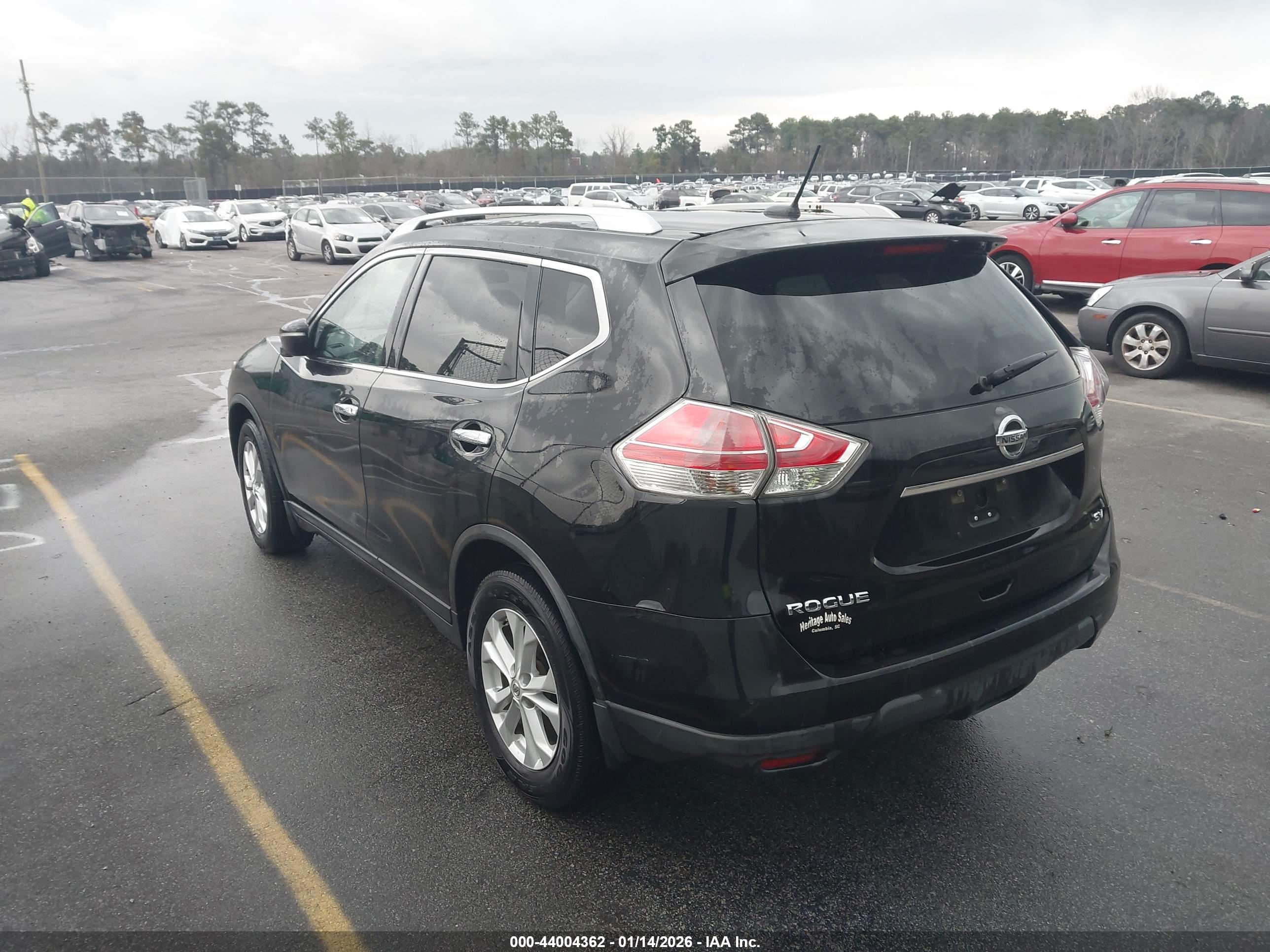 NISSAN ROGUE image 3