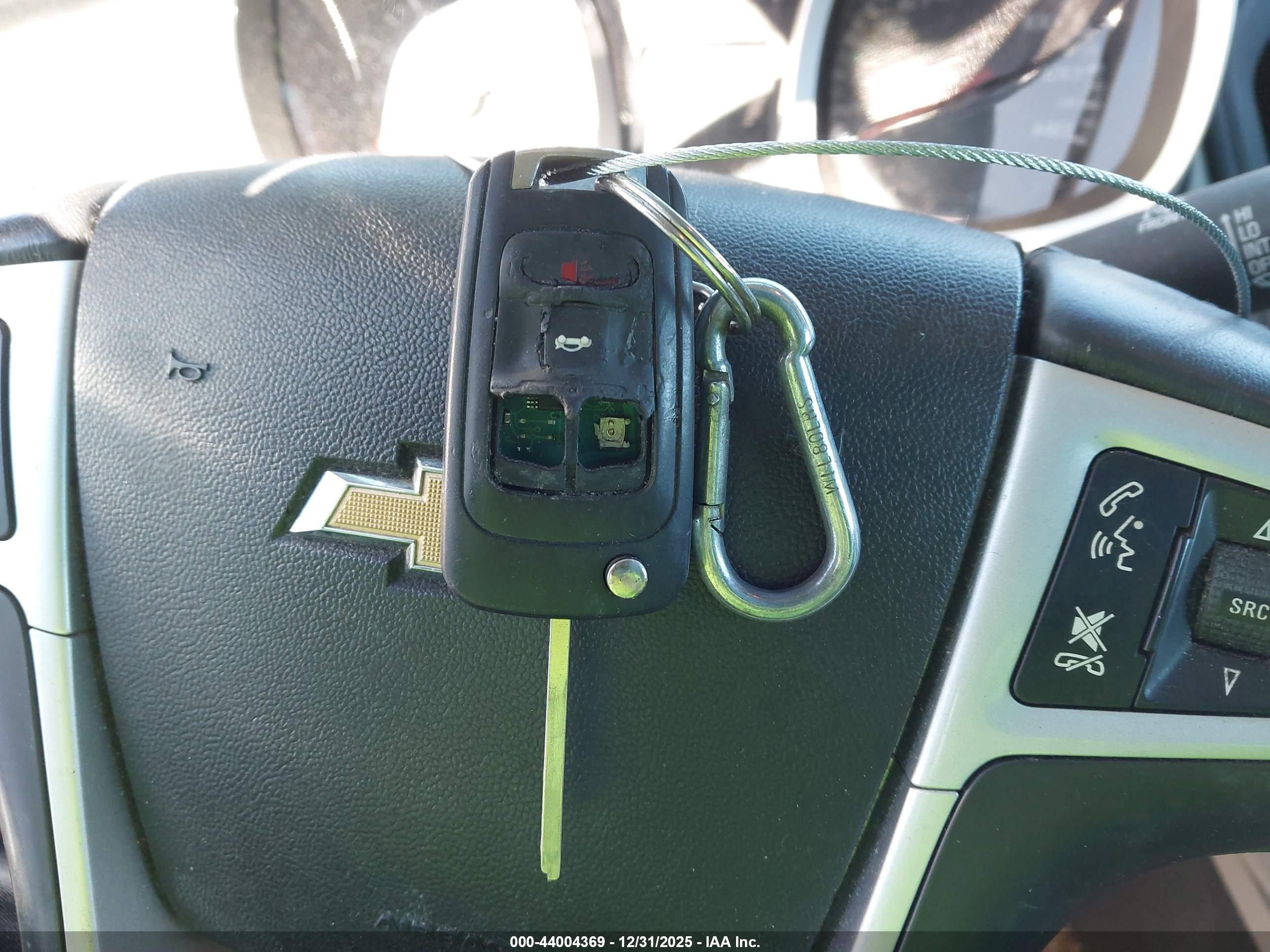 CHEVROLET EQUINOX image 11