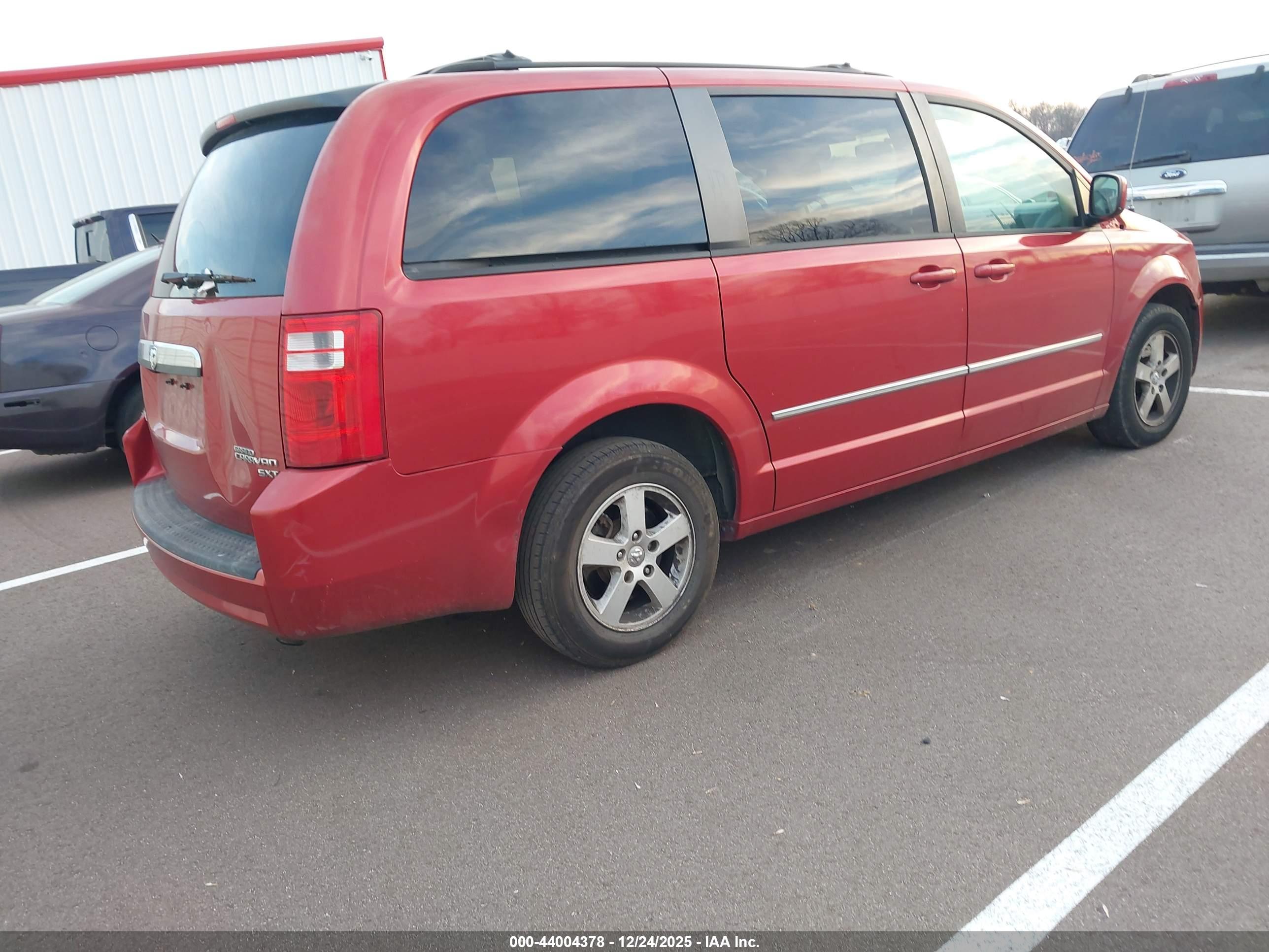 DODGE GRAND image 4