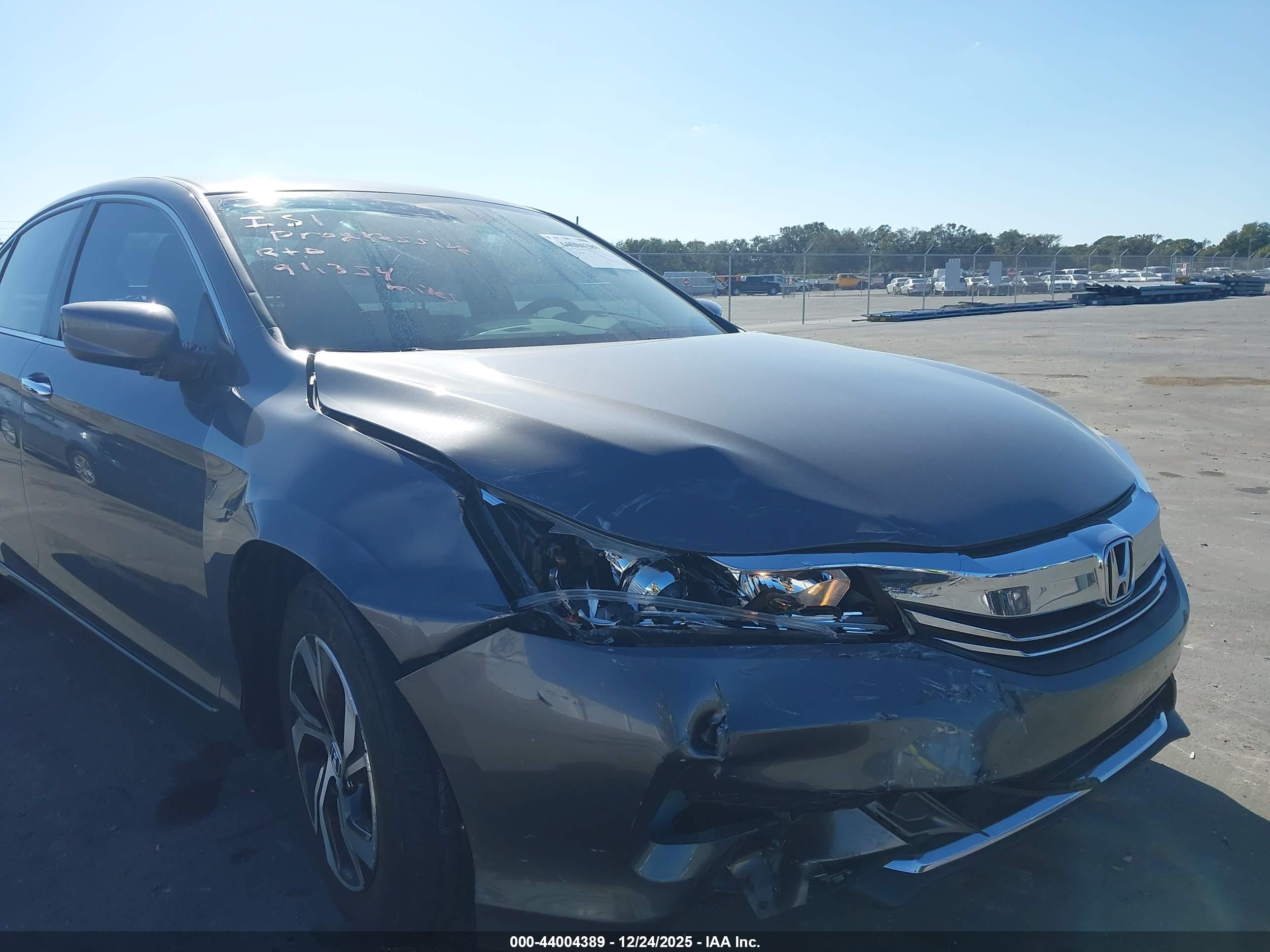 HONDA ACCORD image 6