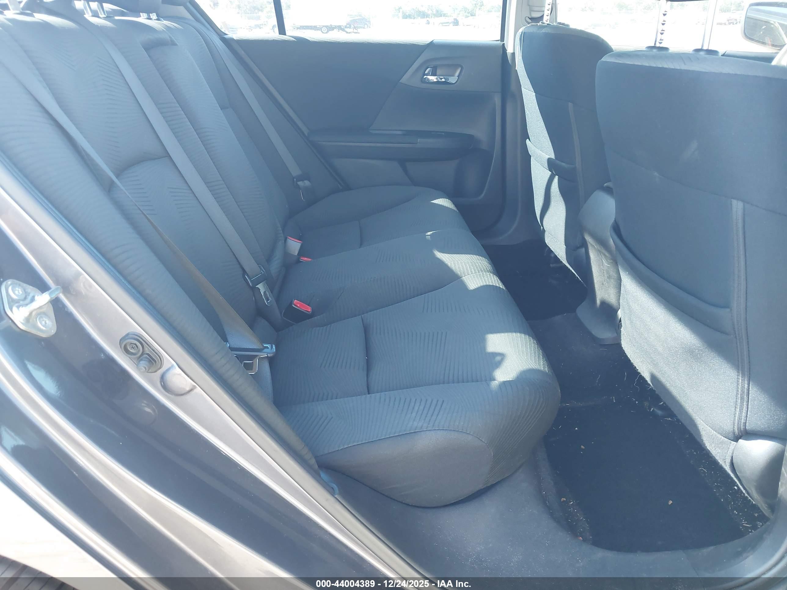HONDA ACCORD image 8