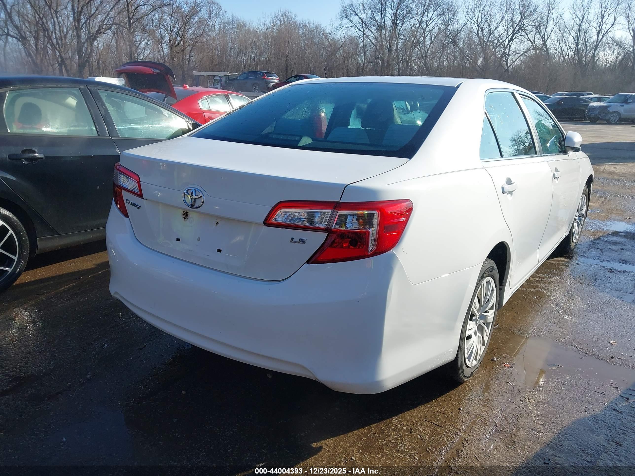 TOYOTA CAMRY image 4