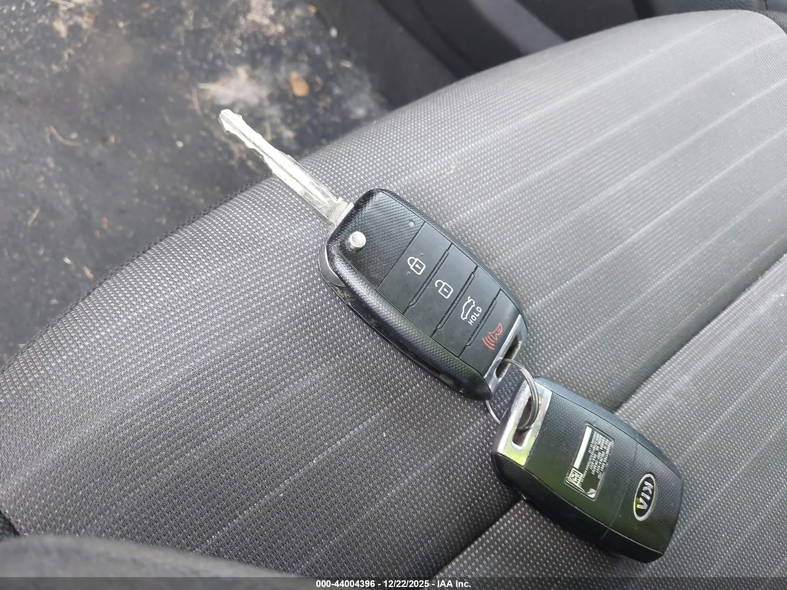 KIA FORTE image 11