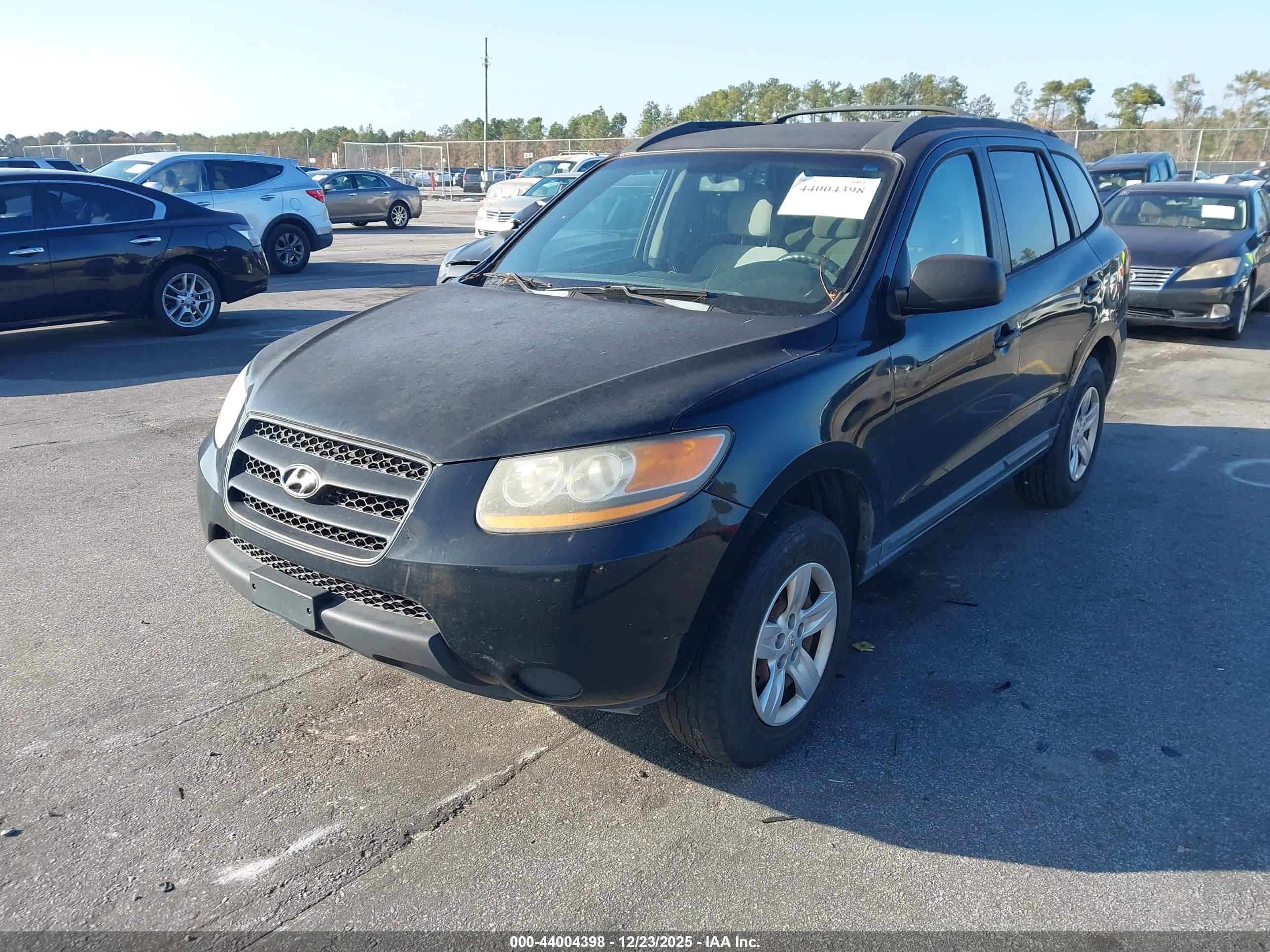 HYUNDAI SANTA image 2