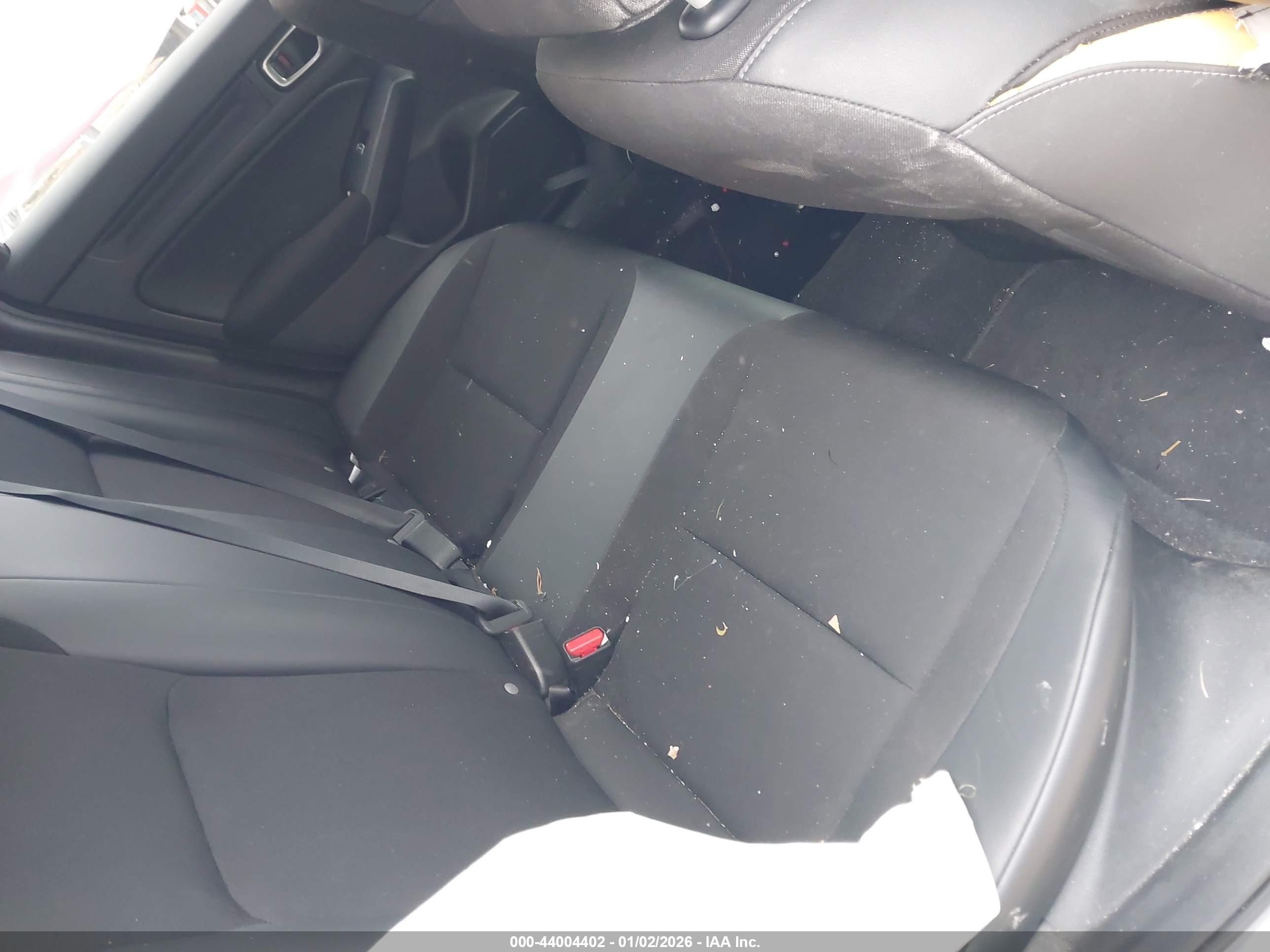 HONDA CIVIC image 8
