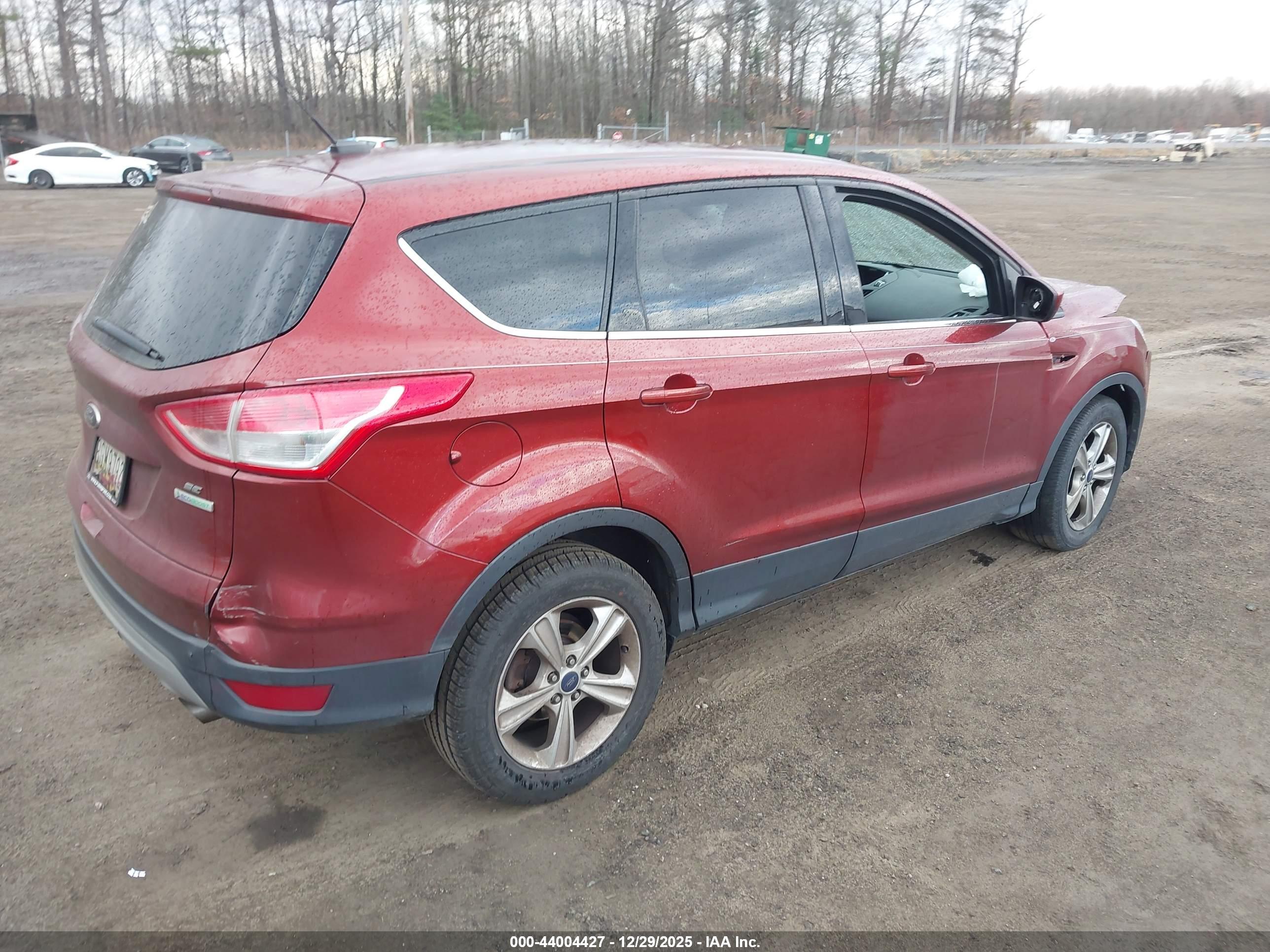FORD ESCAPE image 4
