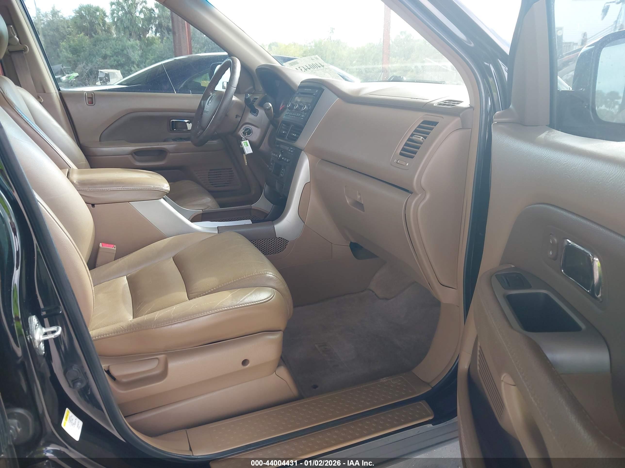 HONDA PILOT image 5