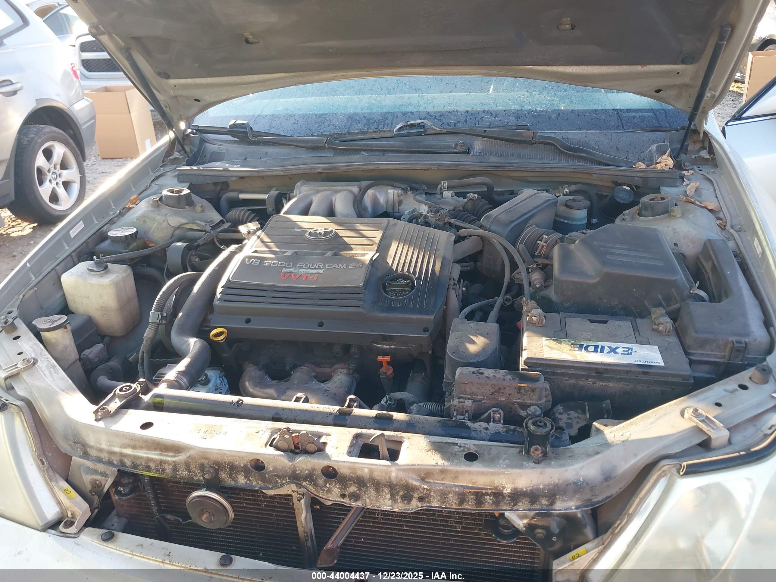 TOYOTA AVALON image 10