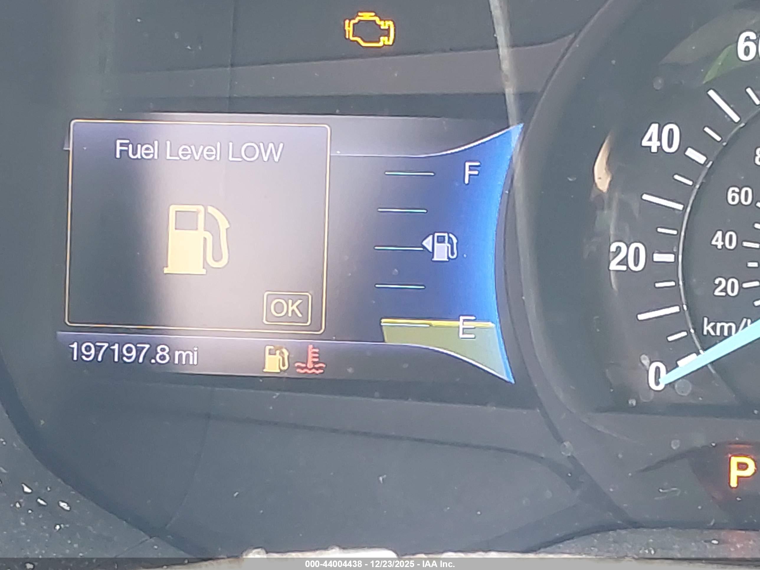 FORD FUSION image 7