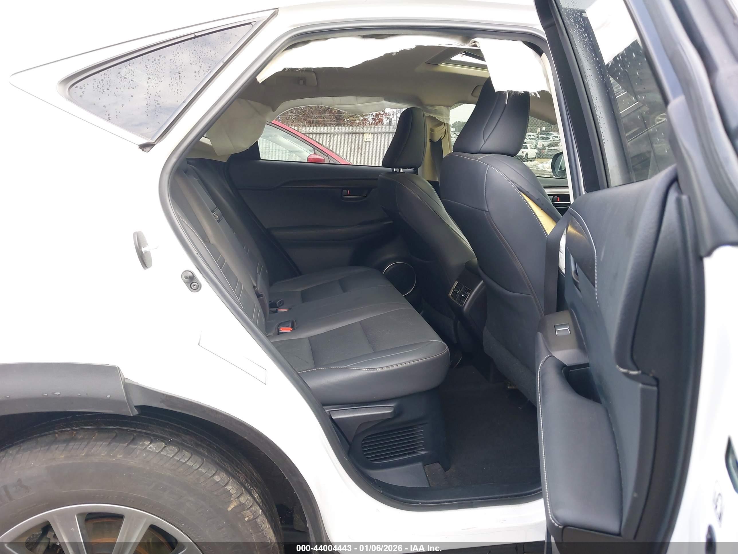 LEXUS NX image 8