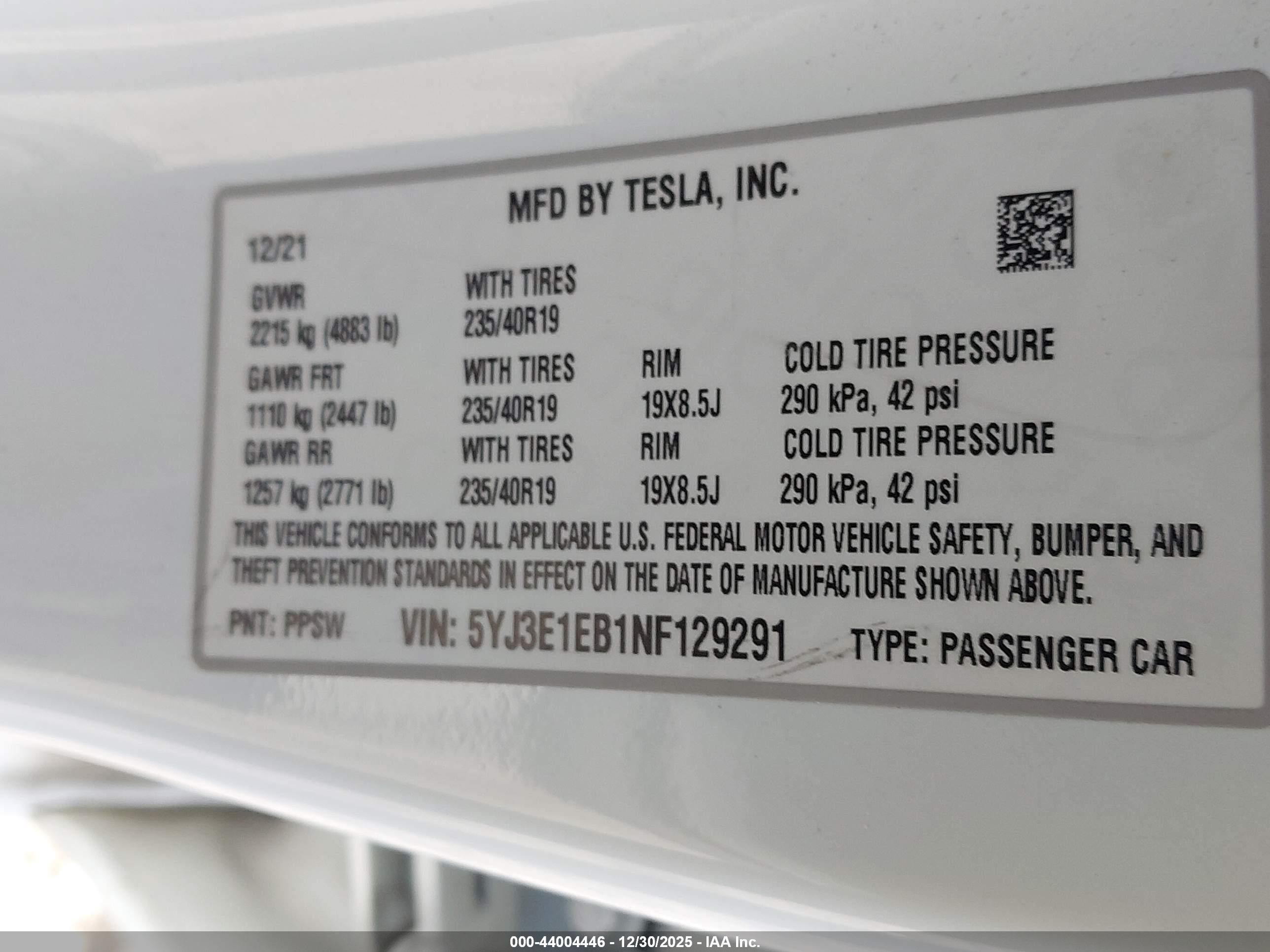 TESLA MODEL image 9
