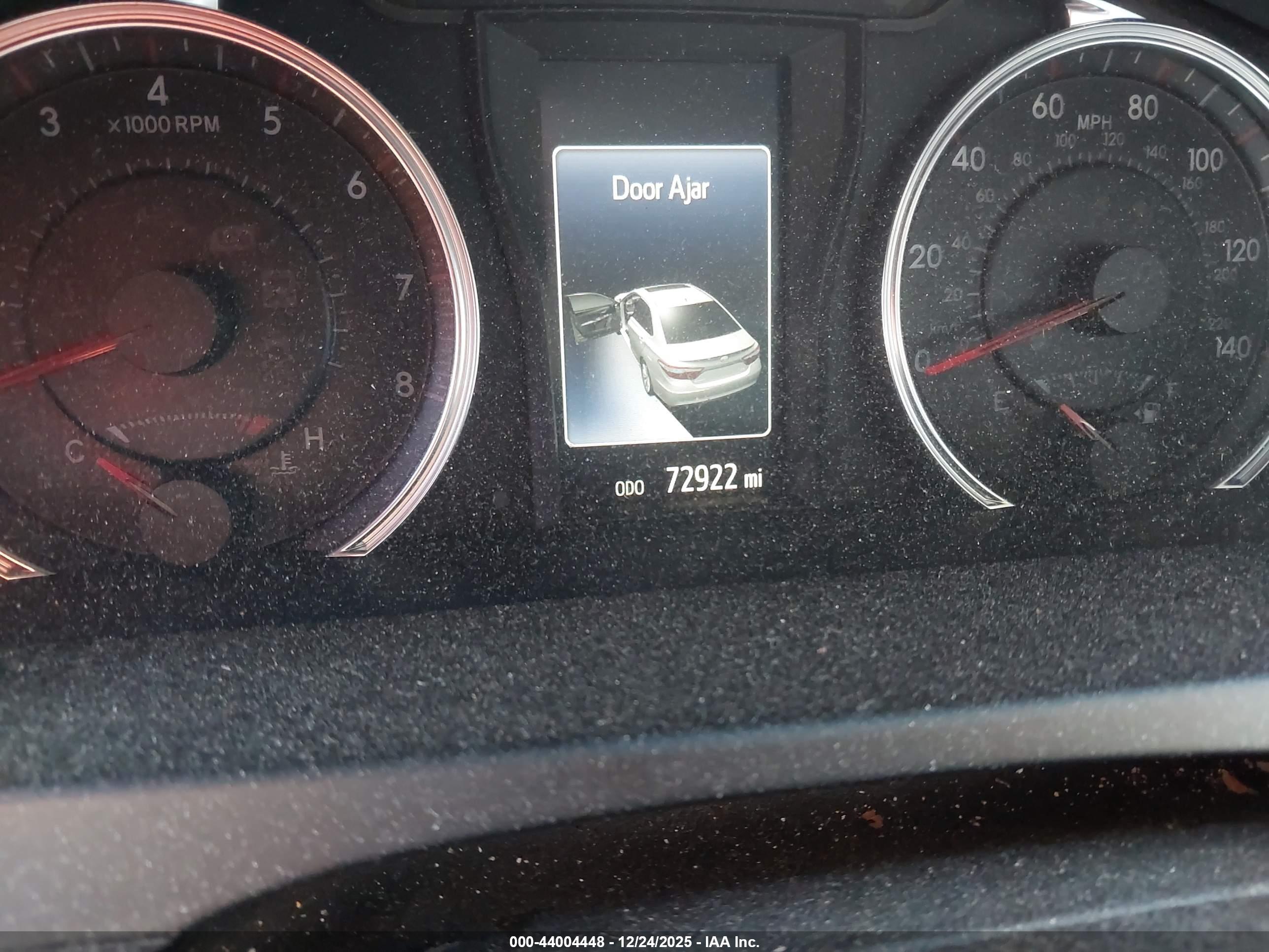 TOYOTA CAMRY image 7