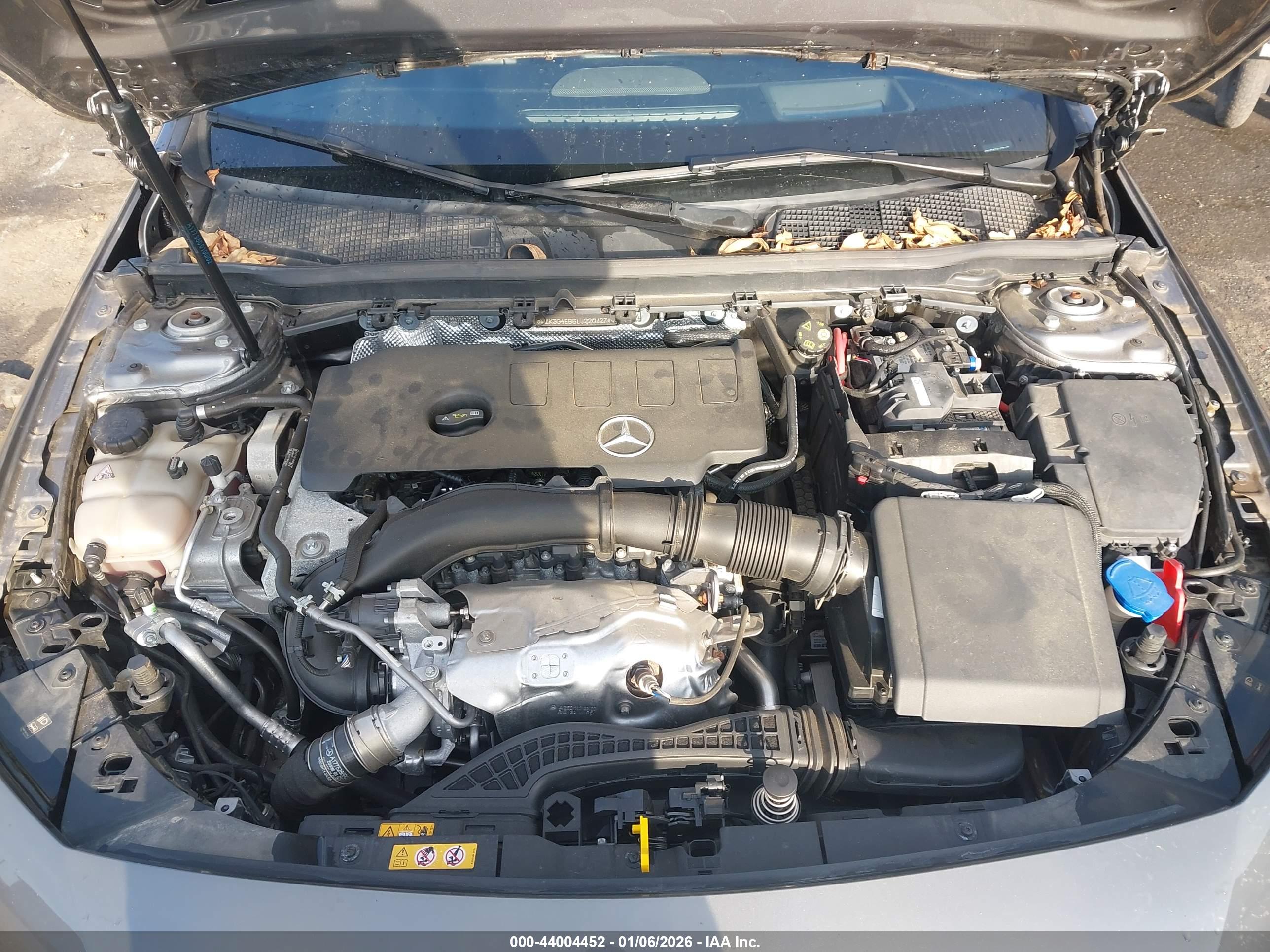 MERCEDES-BENZ A image 10