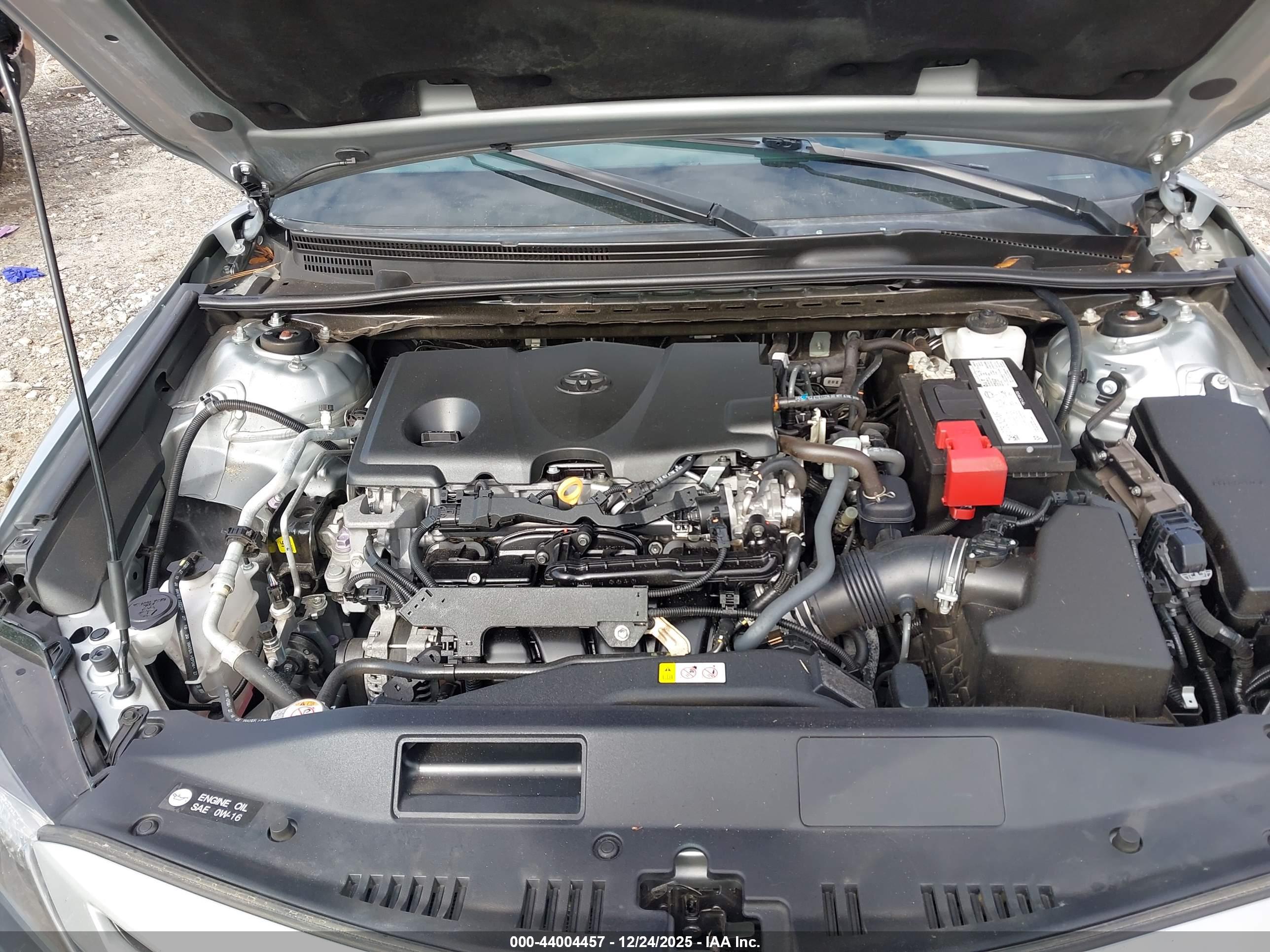 TOYOTA CAMRY image 10