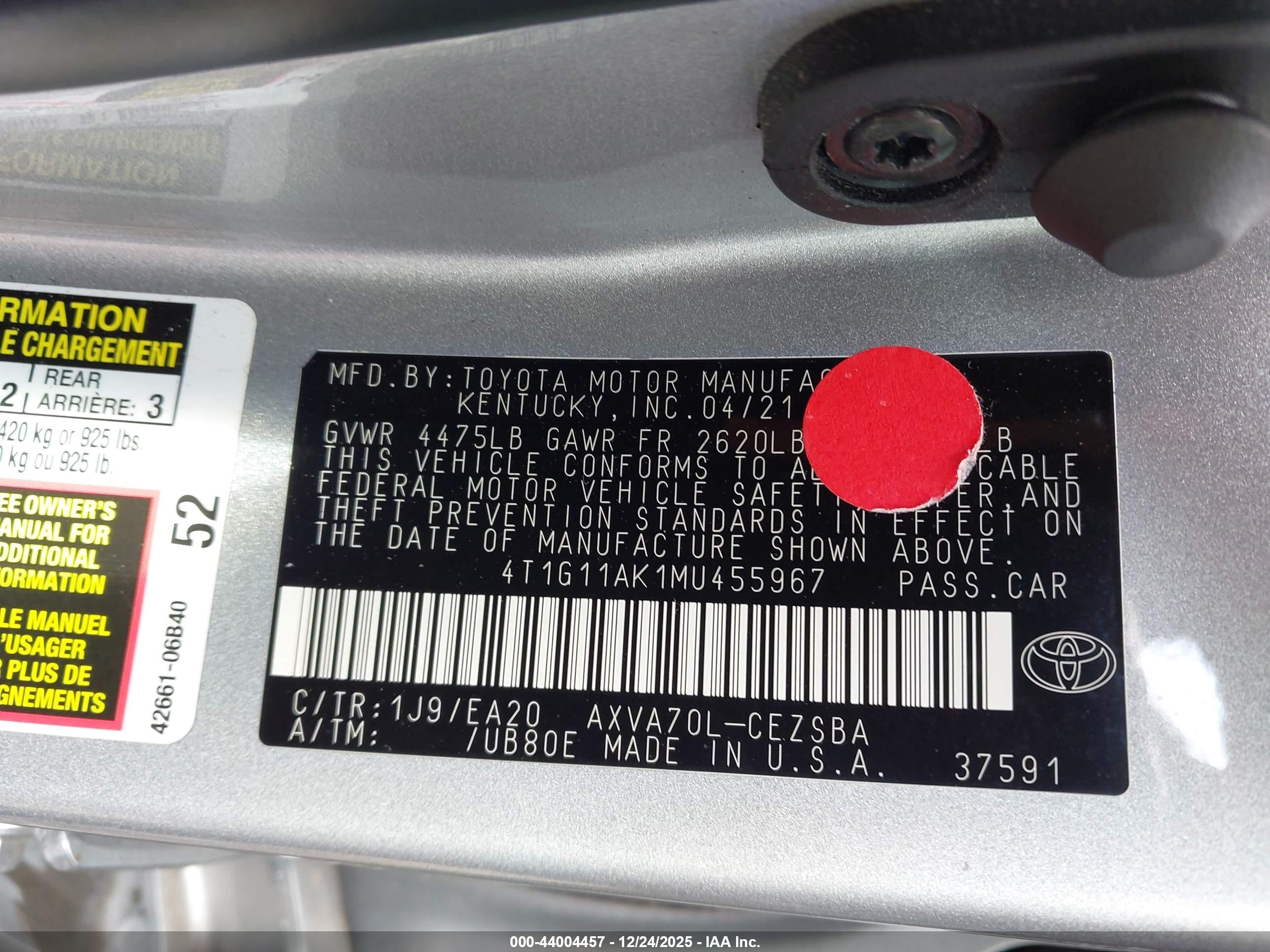 TOYOTA CAMRY image 9