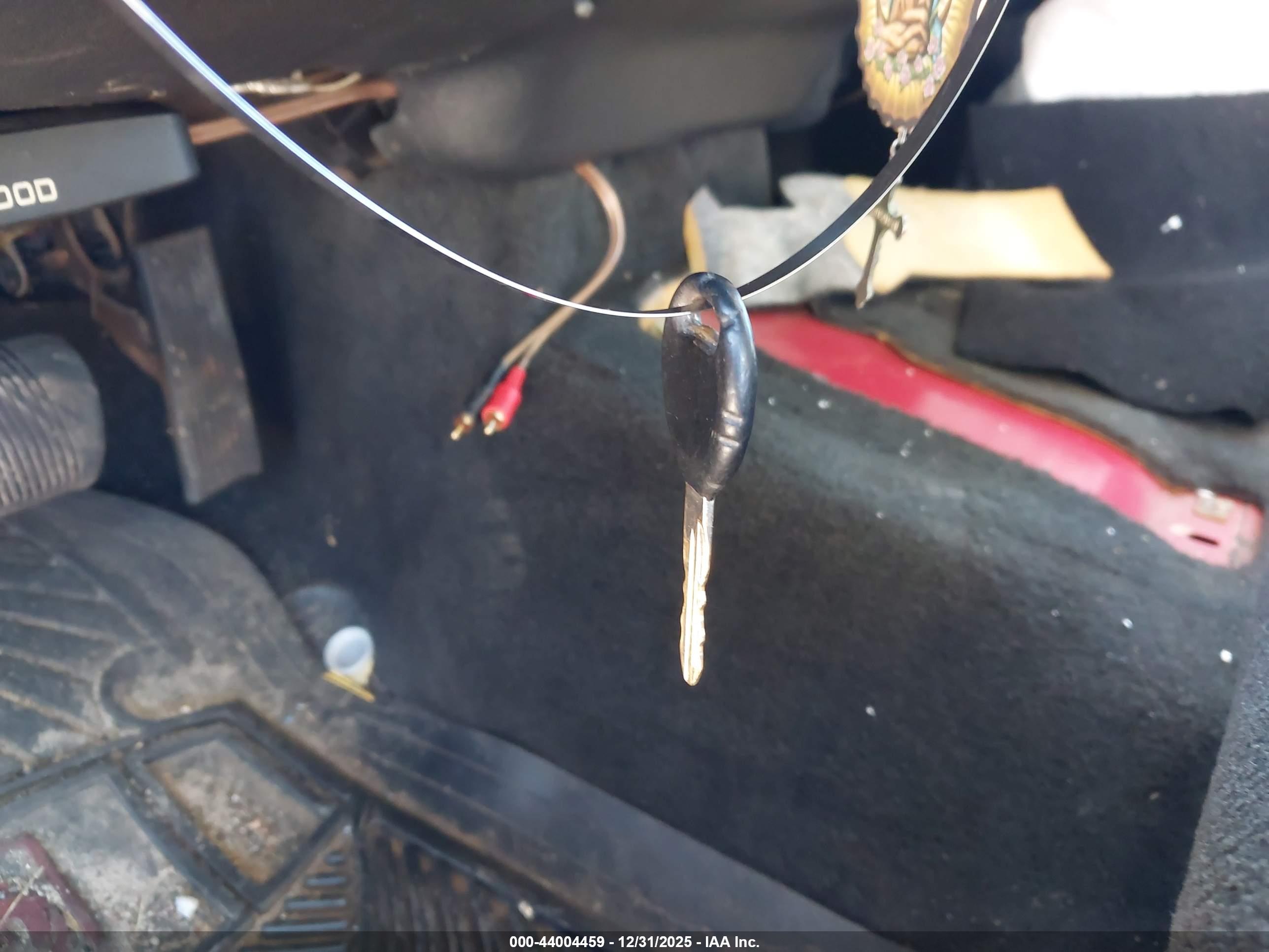 DODGE DAKOTA image 11