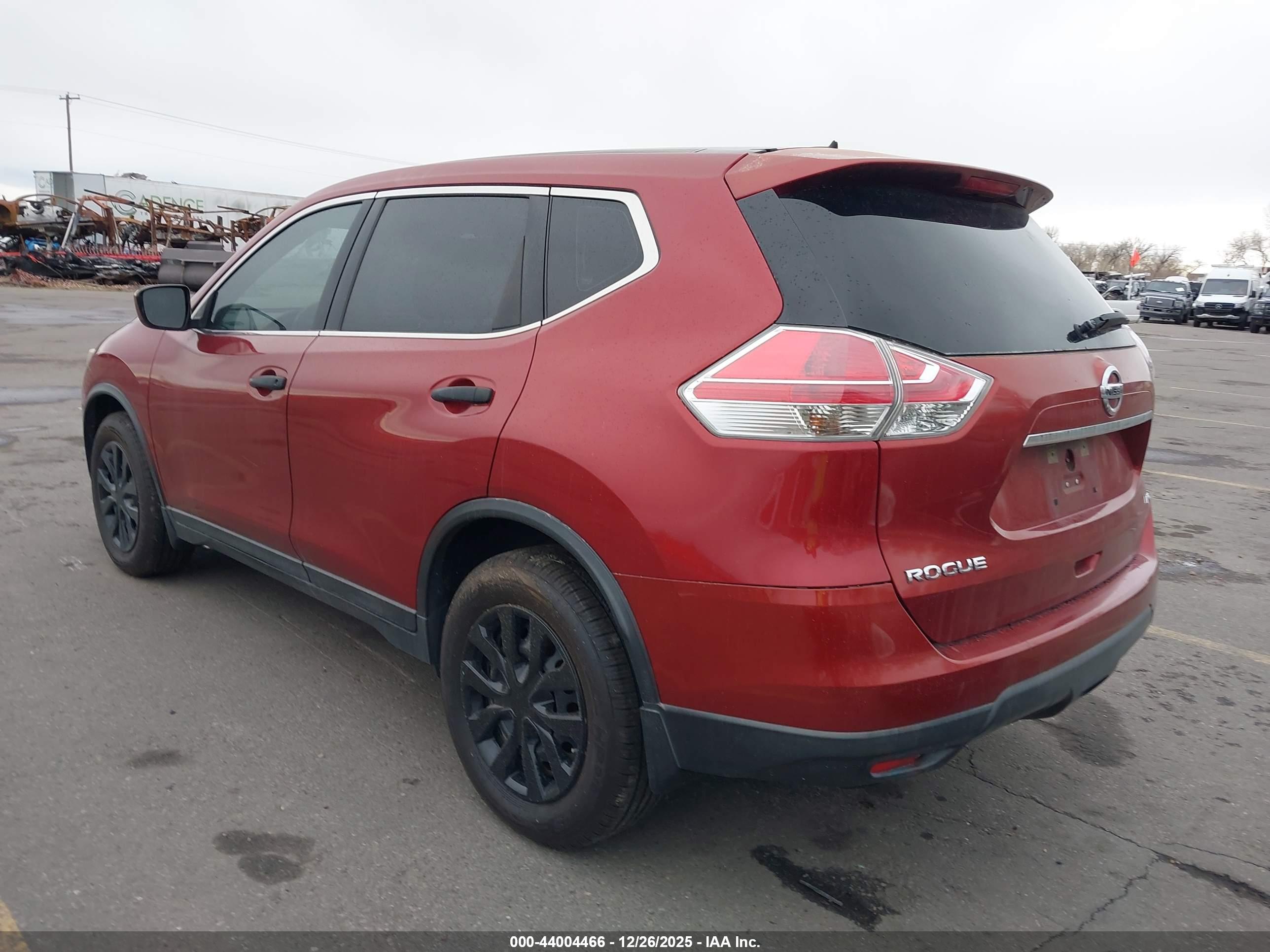 NISSAN ROGUE image 3