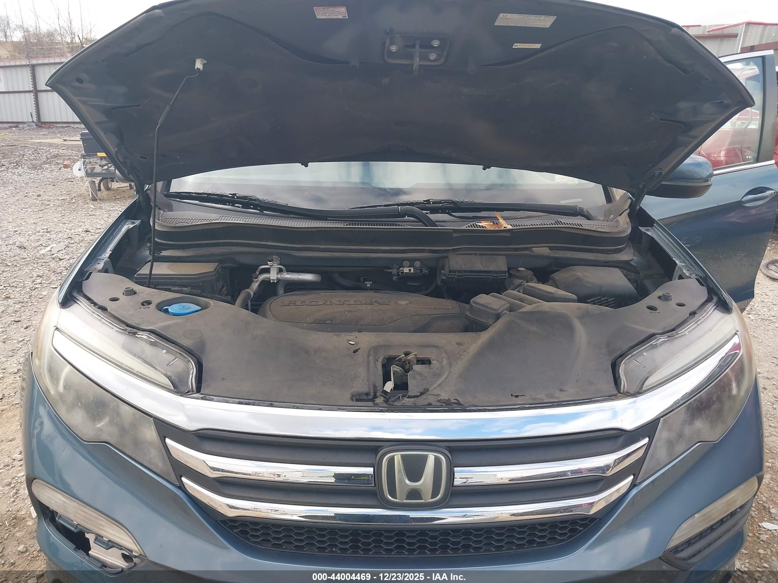 HONDA PILOT image 10