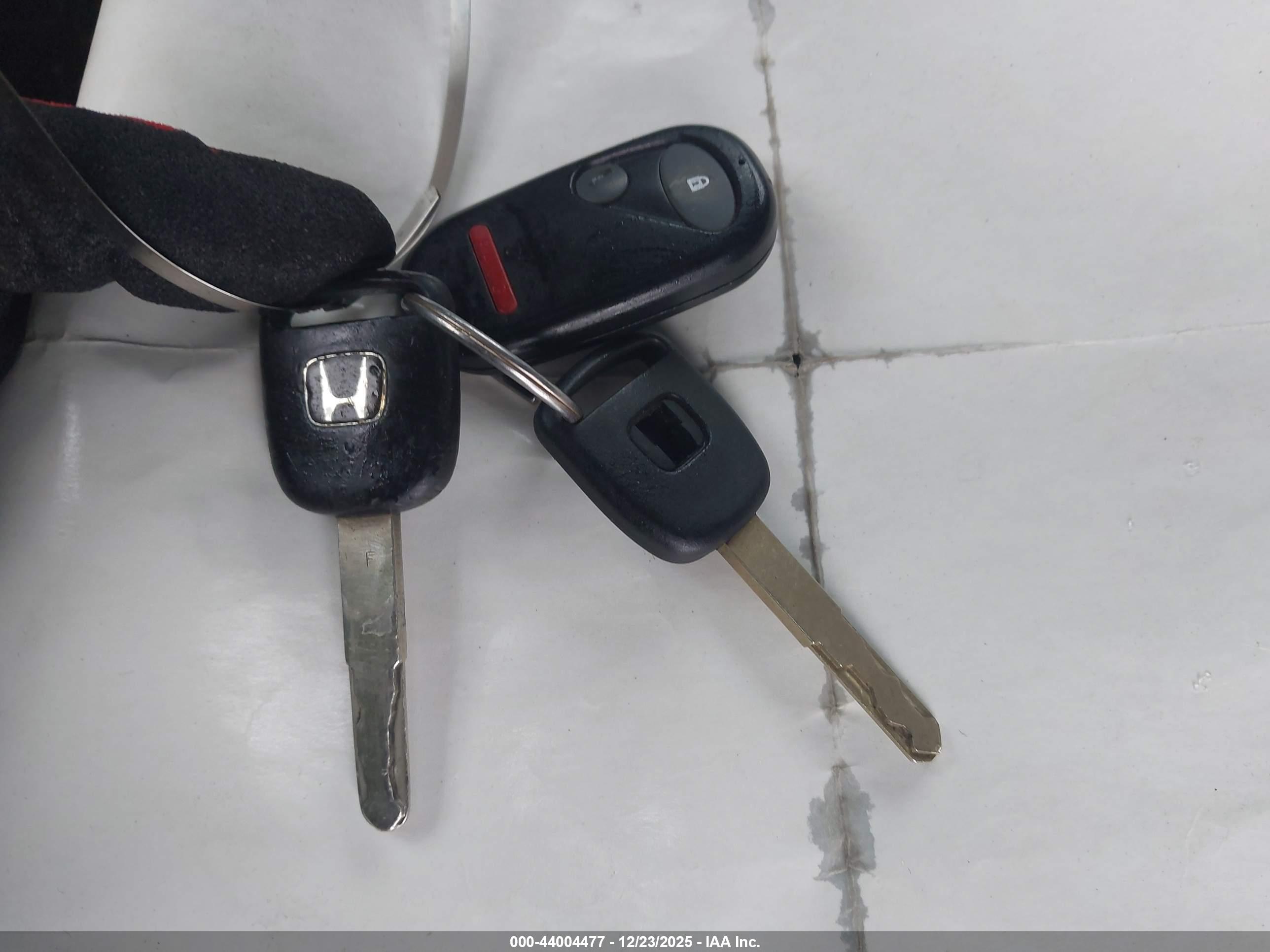 HONDA ELEMENT image 11