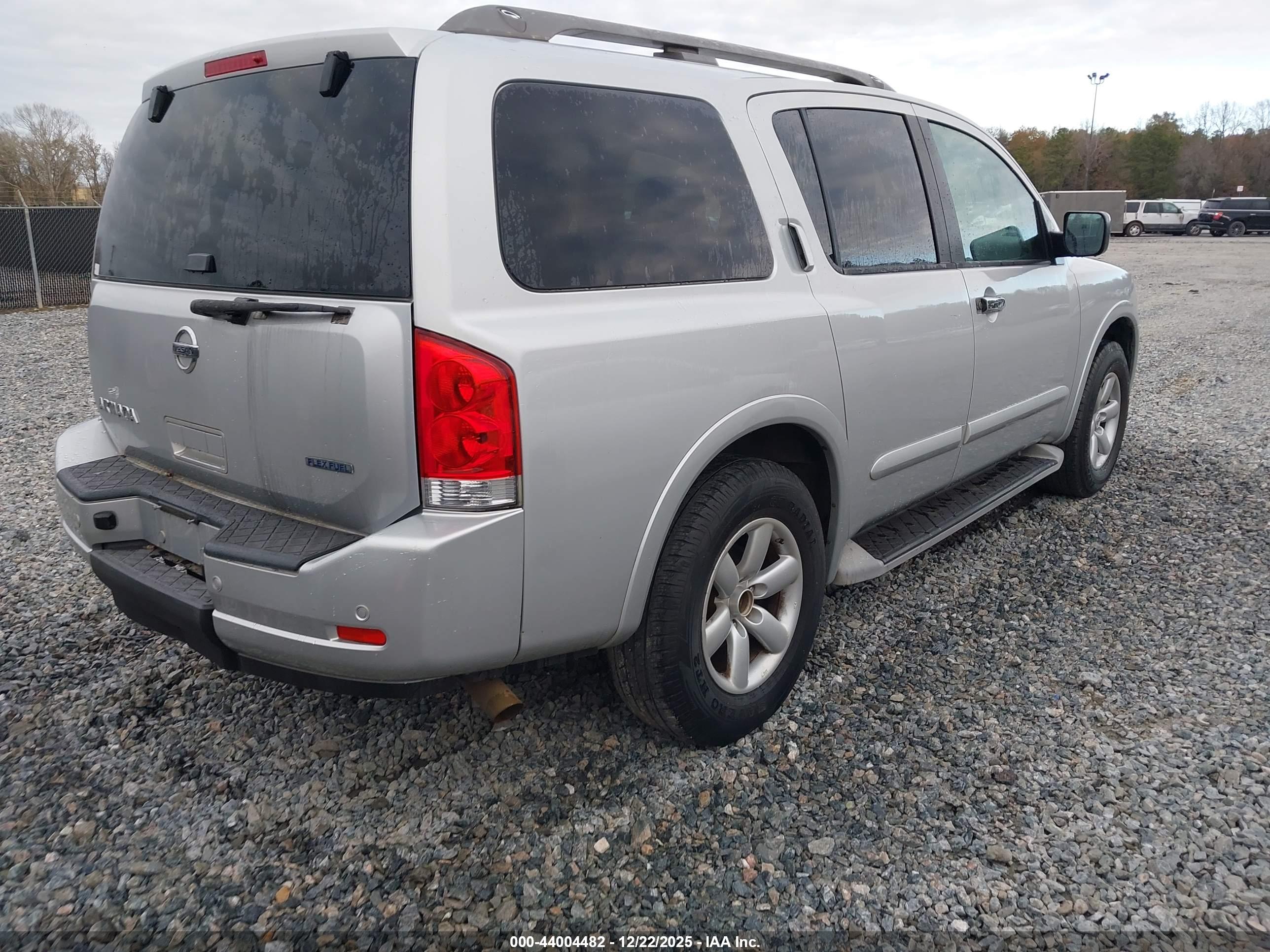 NISSAN ARMADA image 4