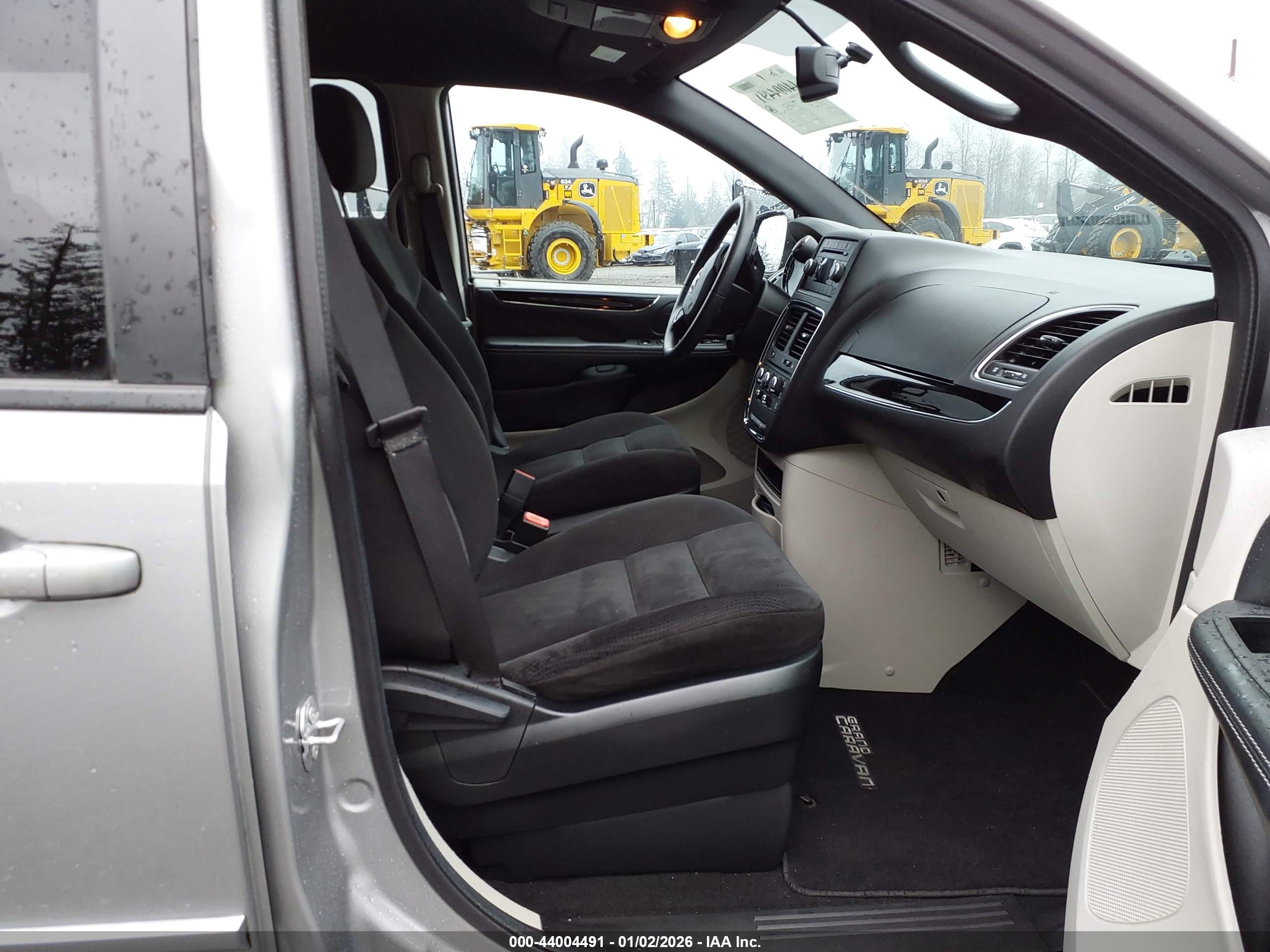 DODGE GRAND image 5