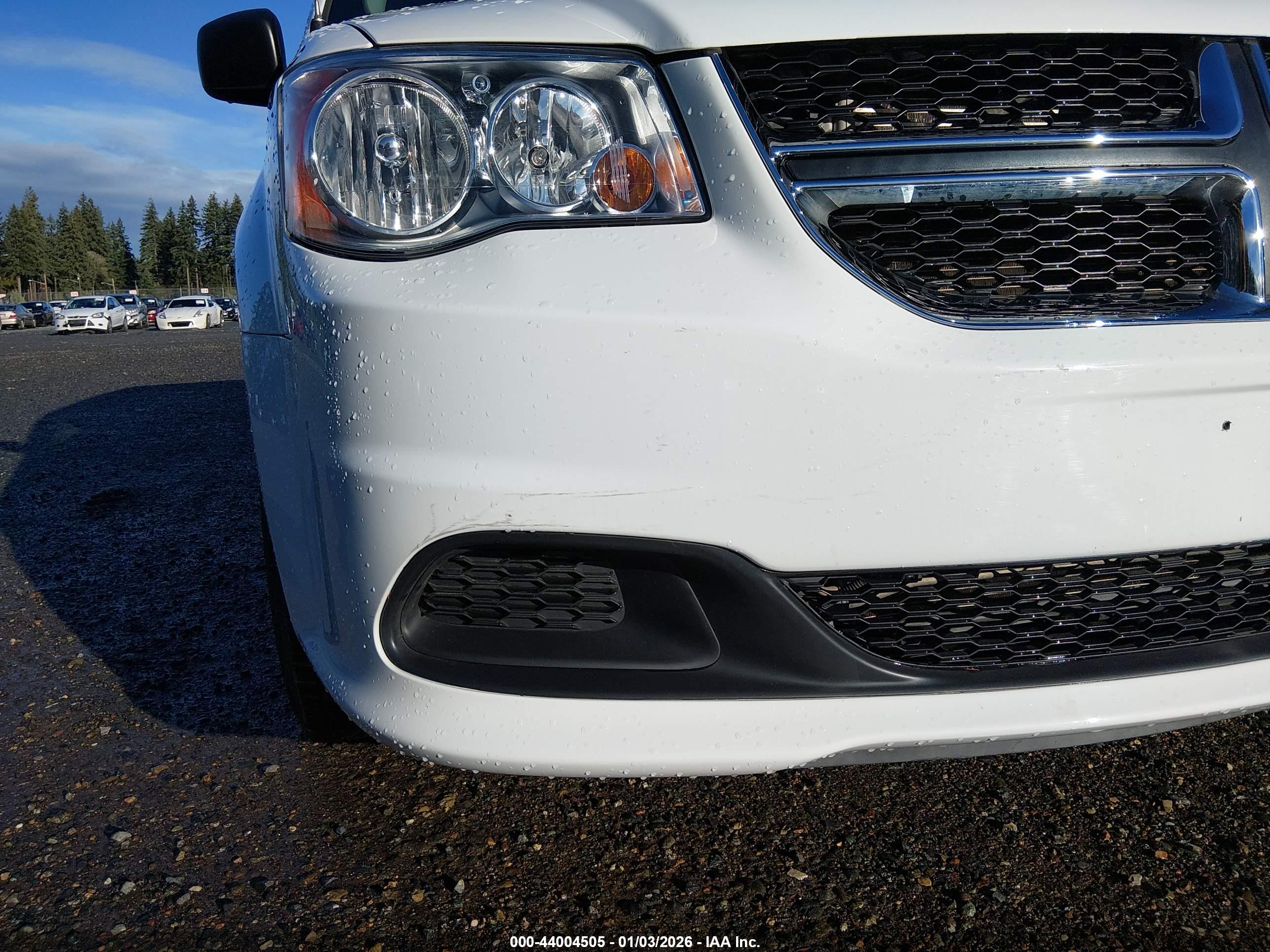 DODGE GRAND image 6