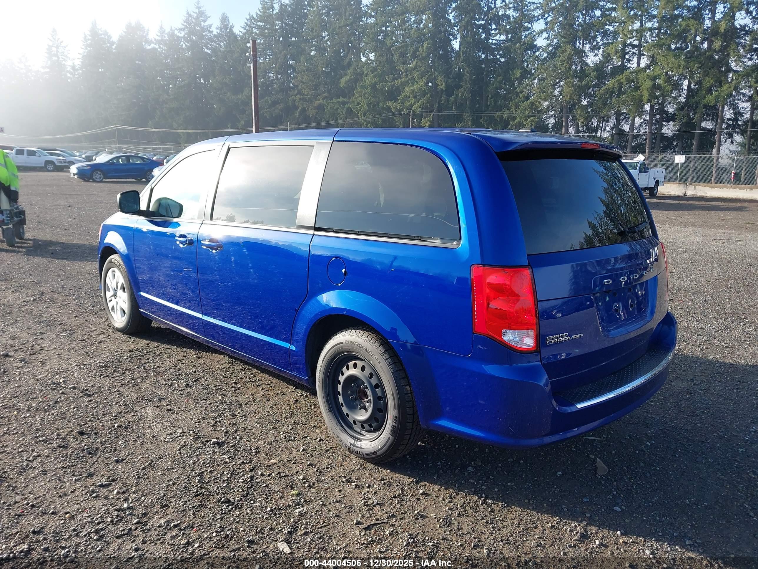 DODGE GRAND image 3