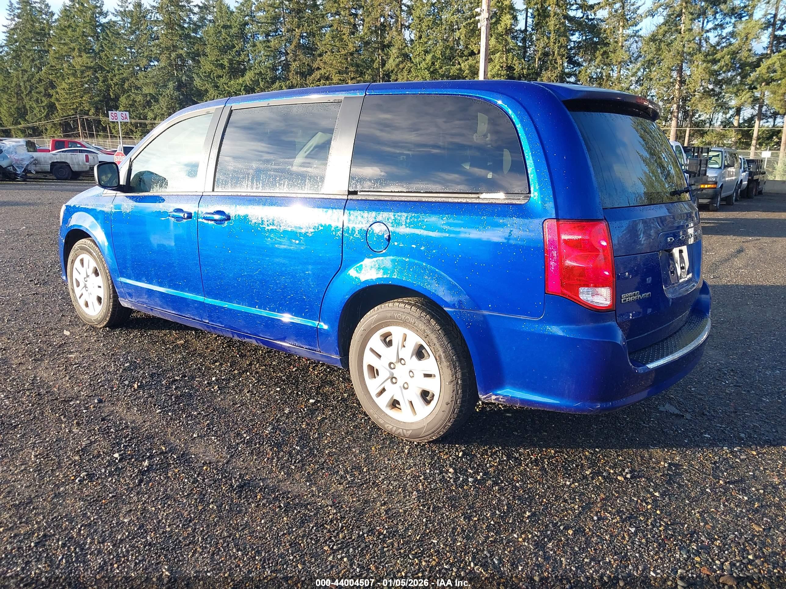 DODGE GRAND image 3